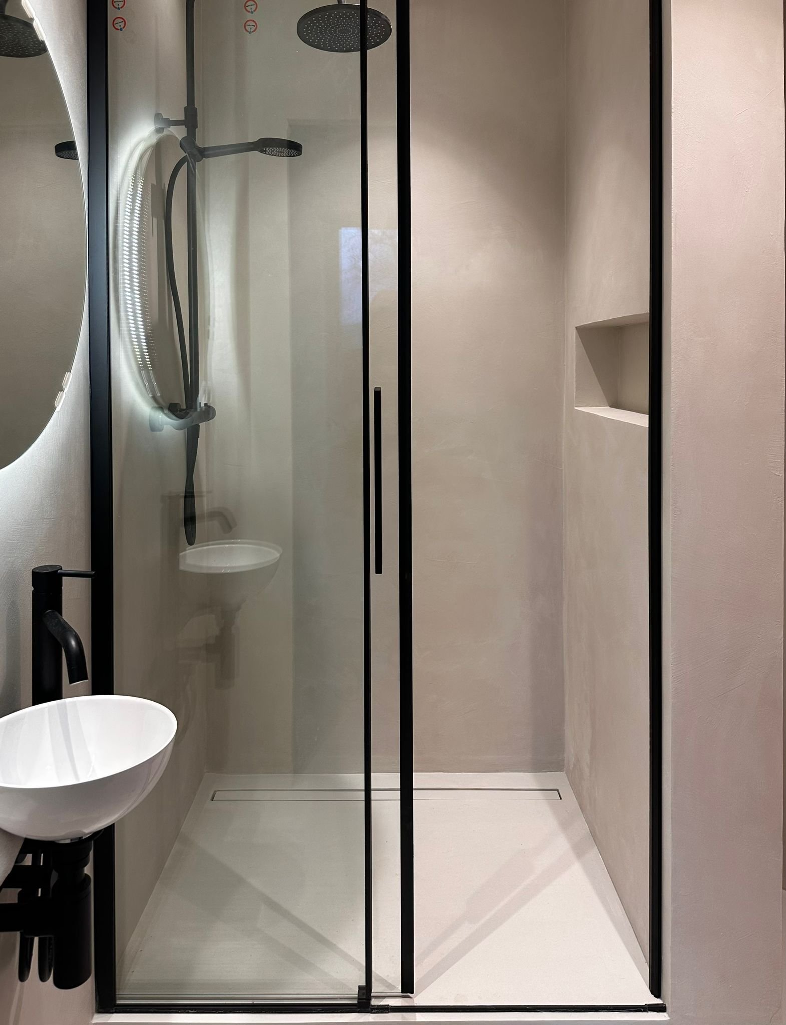 WhatsApp Image 2025-12-07 at 19.08.48.jpg