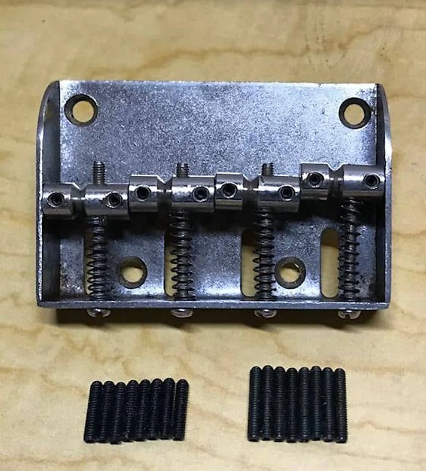 Gibson Grabber / G3 Style Replacement Bridge Height Screws