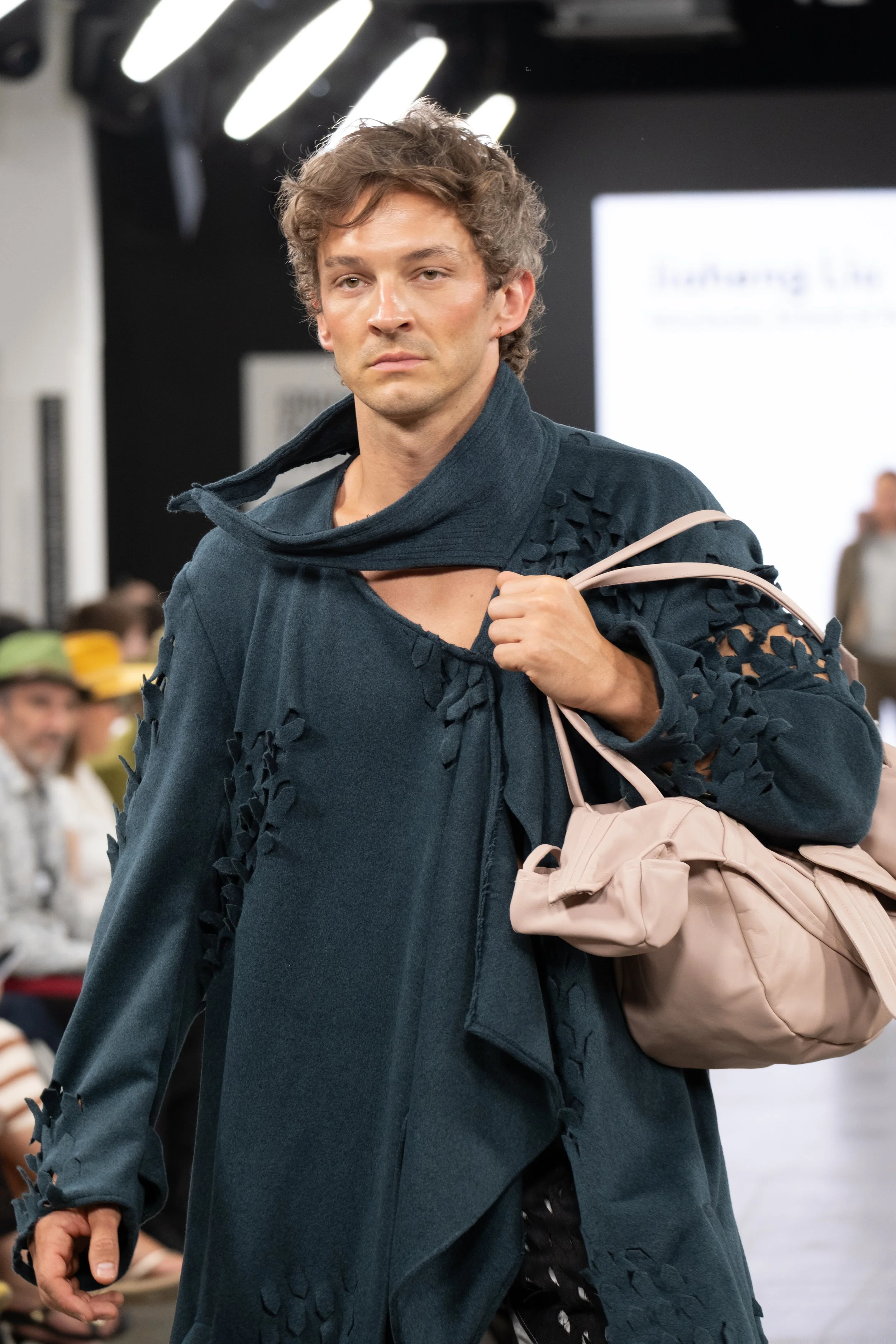 DSCF2400.jpg