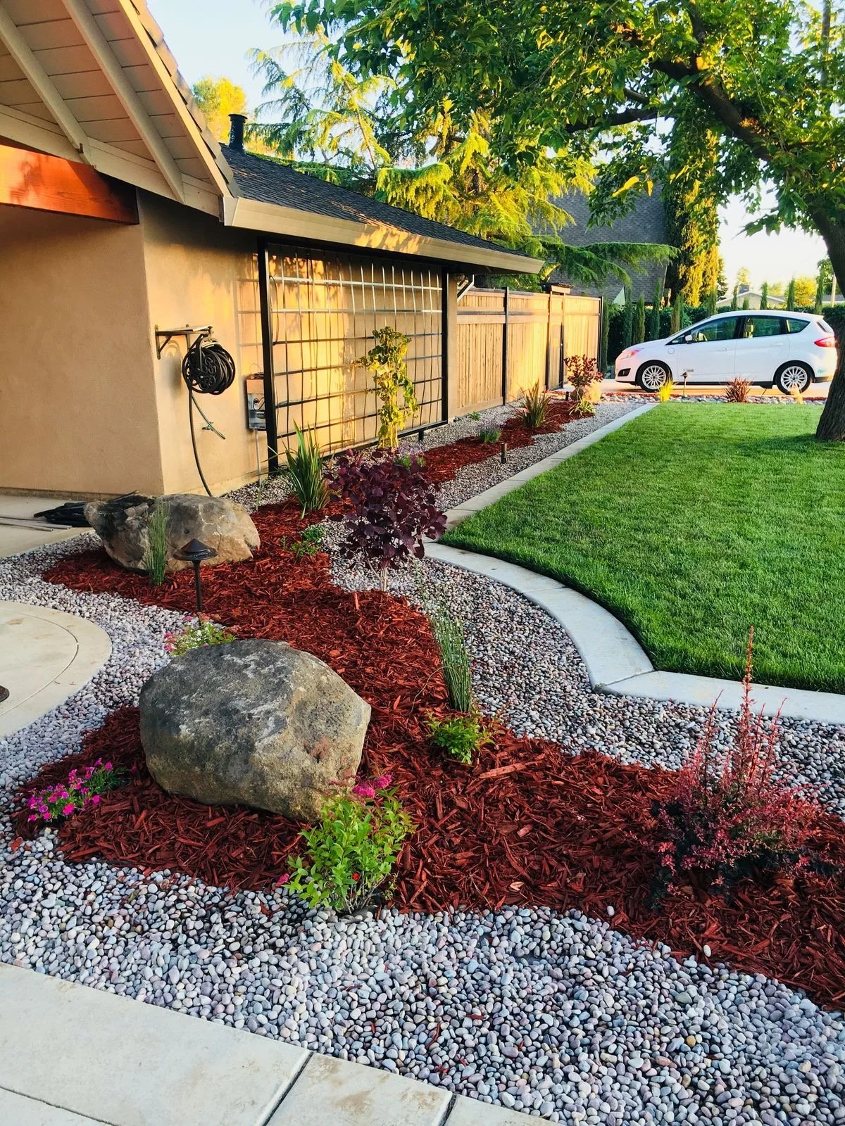 RED HARDWOOD MULCH - BULK