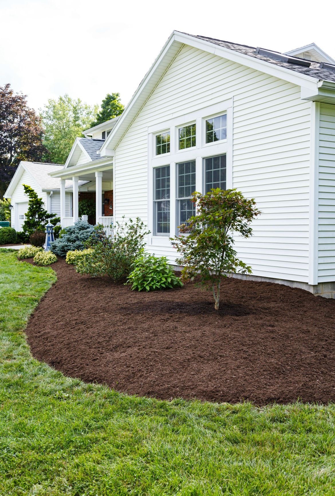 BROWN HARDWOOD MULCH - BULK