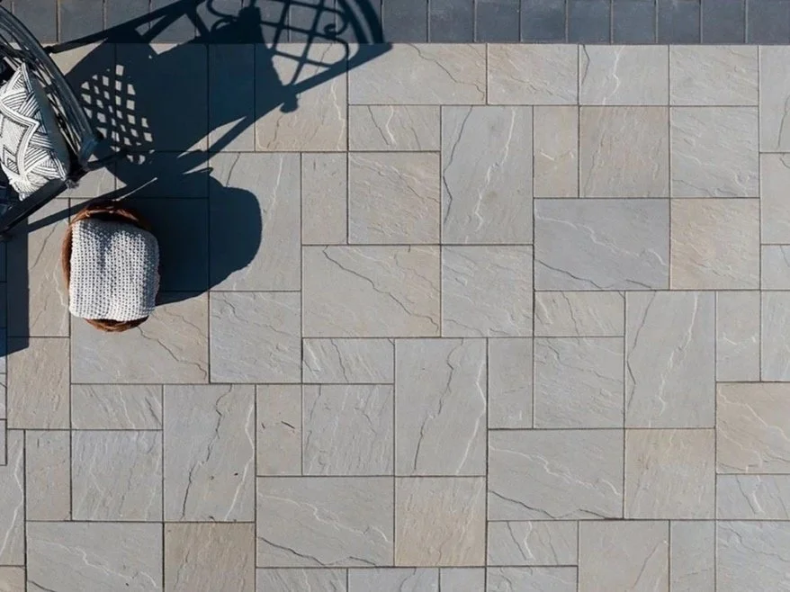Grand Vantage Pavers