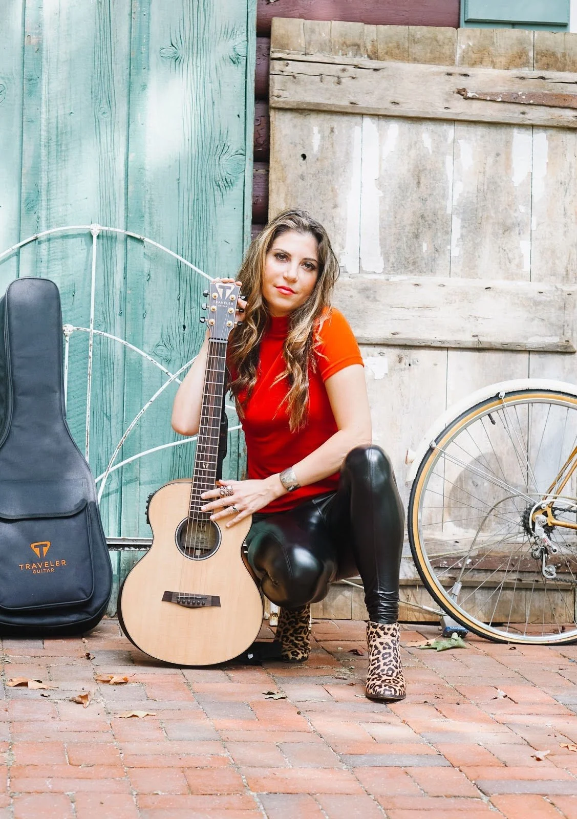 Singer Laura Cheadle and Comedian Eddie Brill 