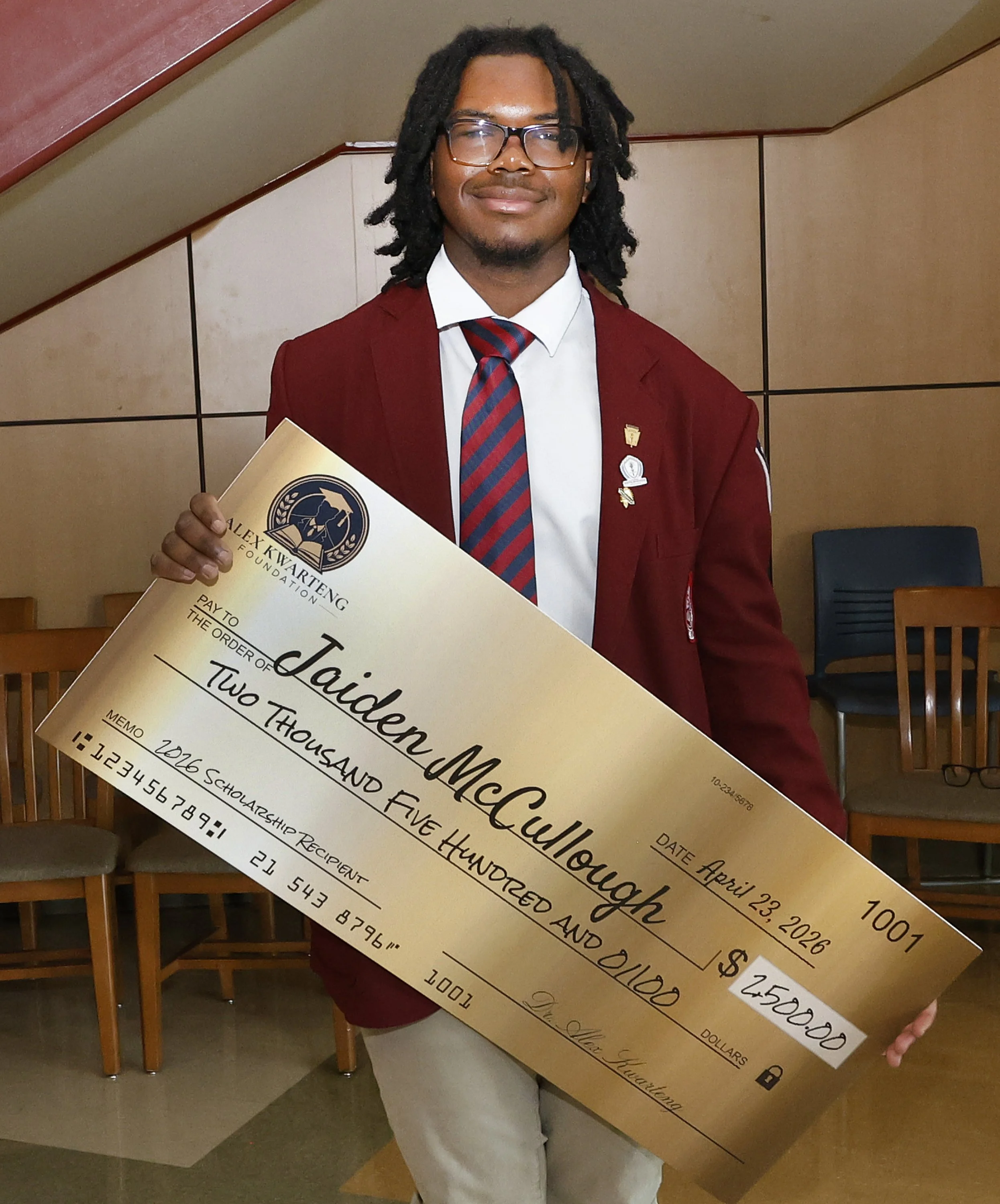 Southland College Prep alumnus Jaiden McCollough, recipient of the Alex Kwarteng Foundation Scholarship, pursuing higher education to showcase academic excellence in Chicagoland.