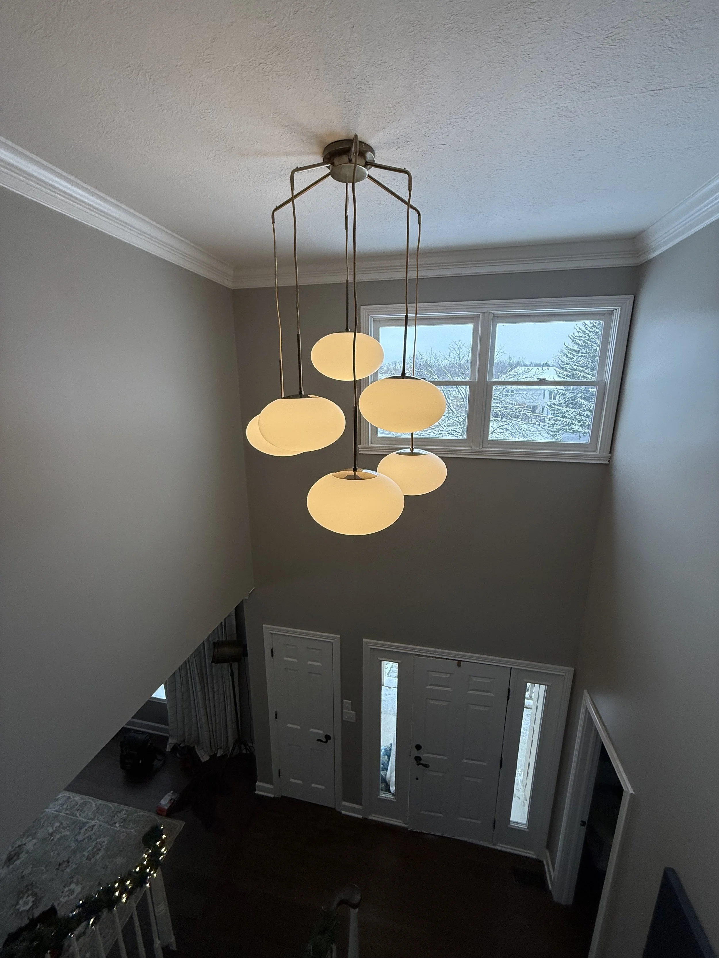 Beautifully sanded and finished hardwood transitions by Wood and Wire carpentry.