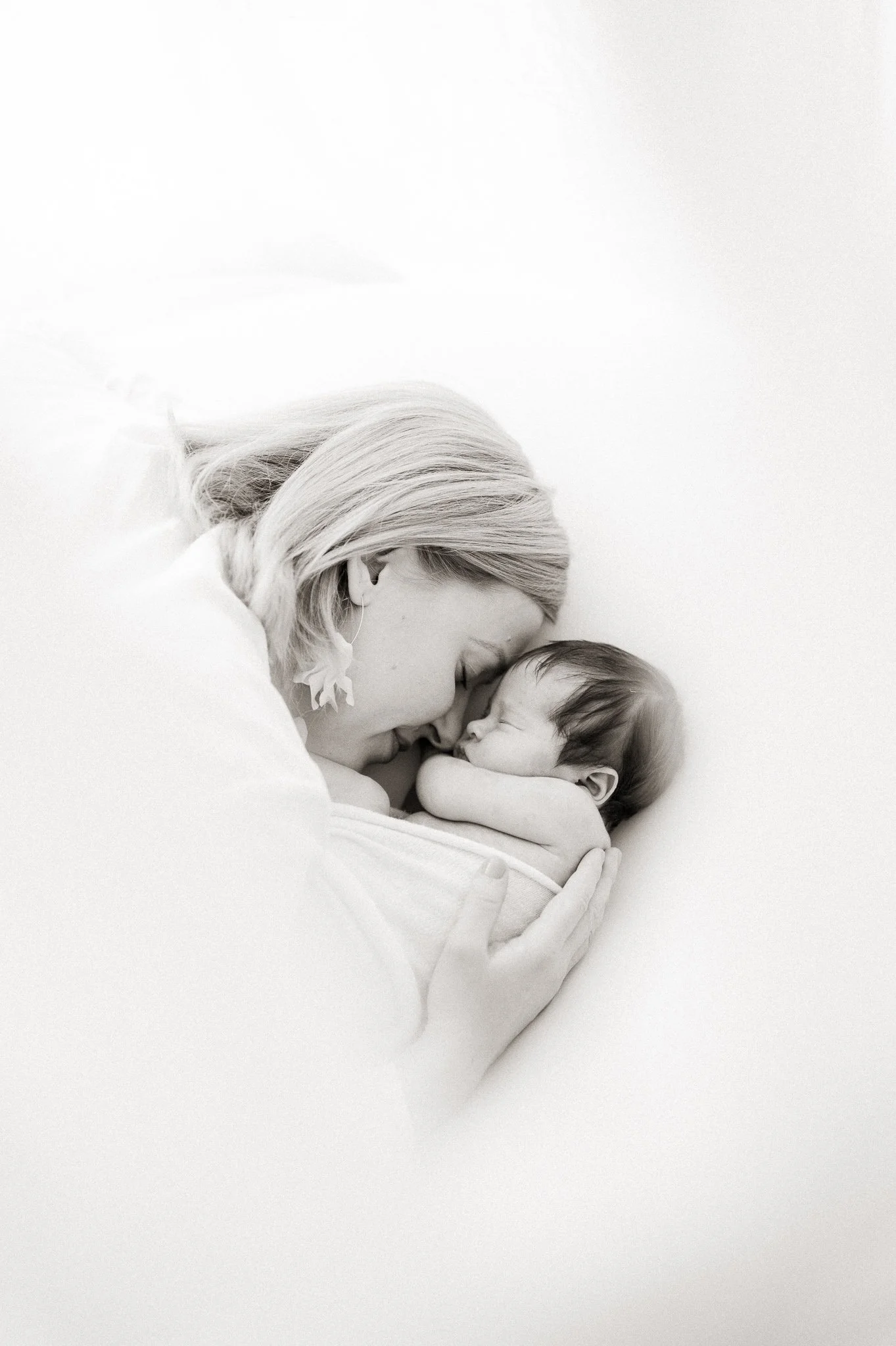 JenniSofiaHynninen-newborn-web-155 2.JPG