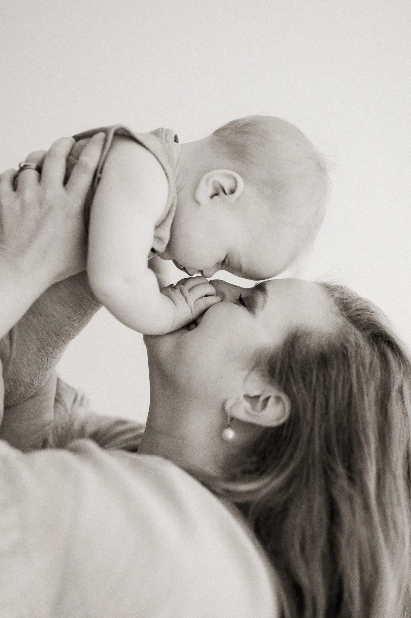 JenniSofiaHynninen-babykuvaus-vauvakuvaus-perhekuvaus-Tampere-pirkanmaa-82.jpg