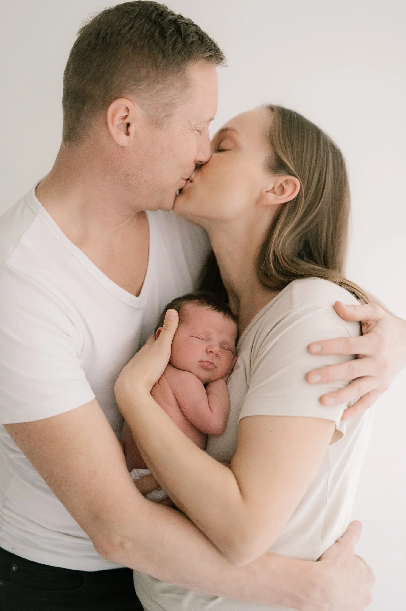newbornkuvaus-vastasyntyneenkuvaus-odotuskuvaus-vauvakuvaus-tampere-pirkanmaa00060.jpg