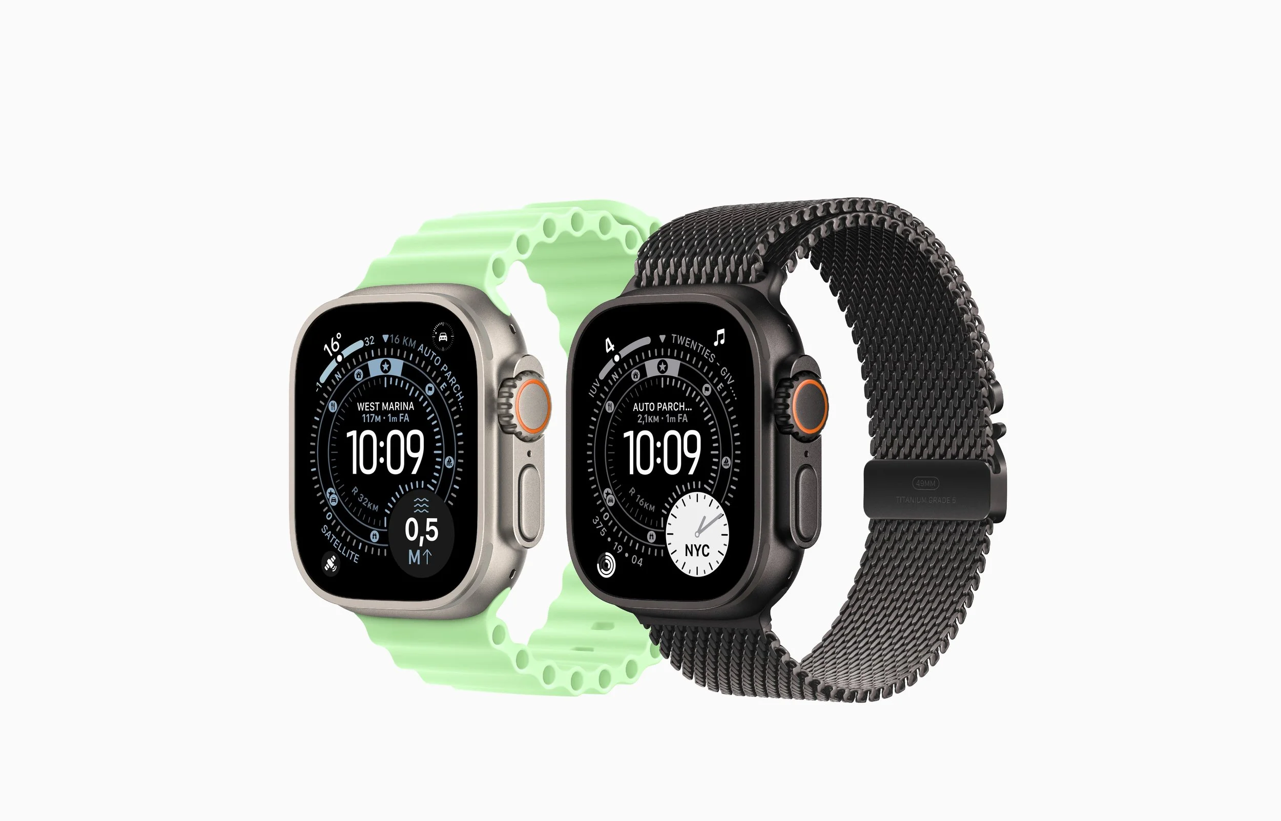 Due smartwatch Apple Watch con schermi digitali visualizzano informazioni e sono affiancate, una con cinturino verde e l'altra con cinturino nero in maglia metallic.