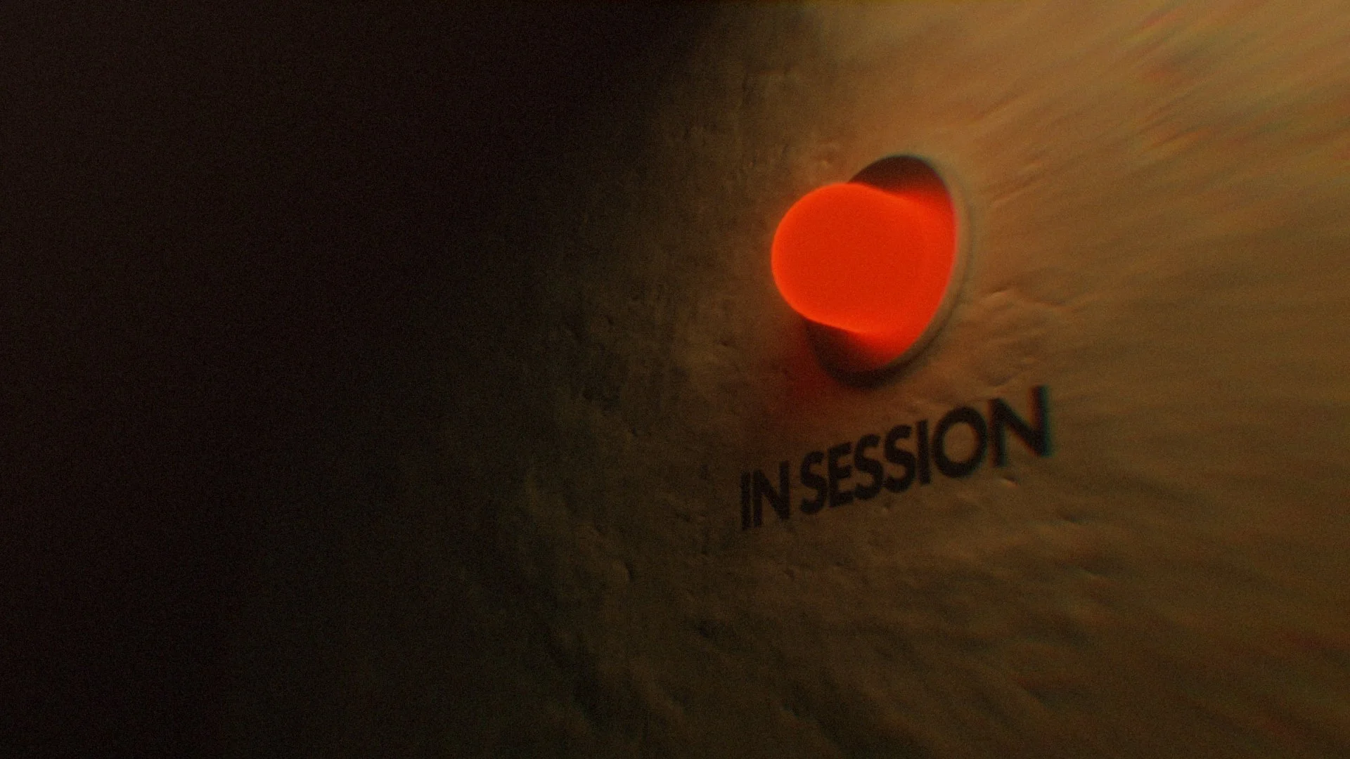 01-red light_00000.jpg