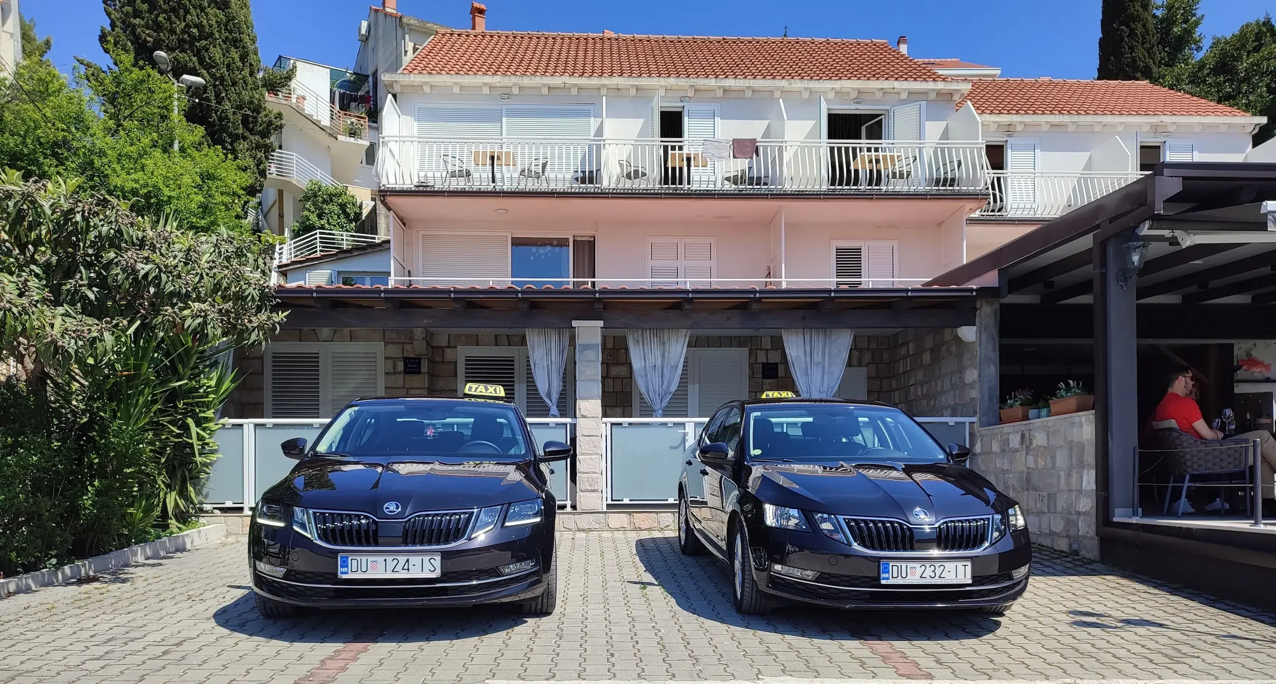 Taxi service Cavtat 5-star rated, airport taxi transfer service Cavtat