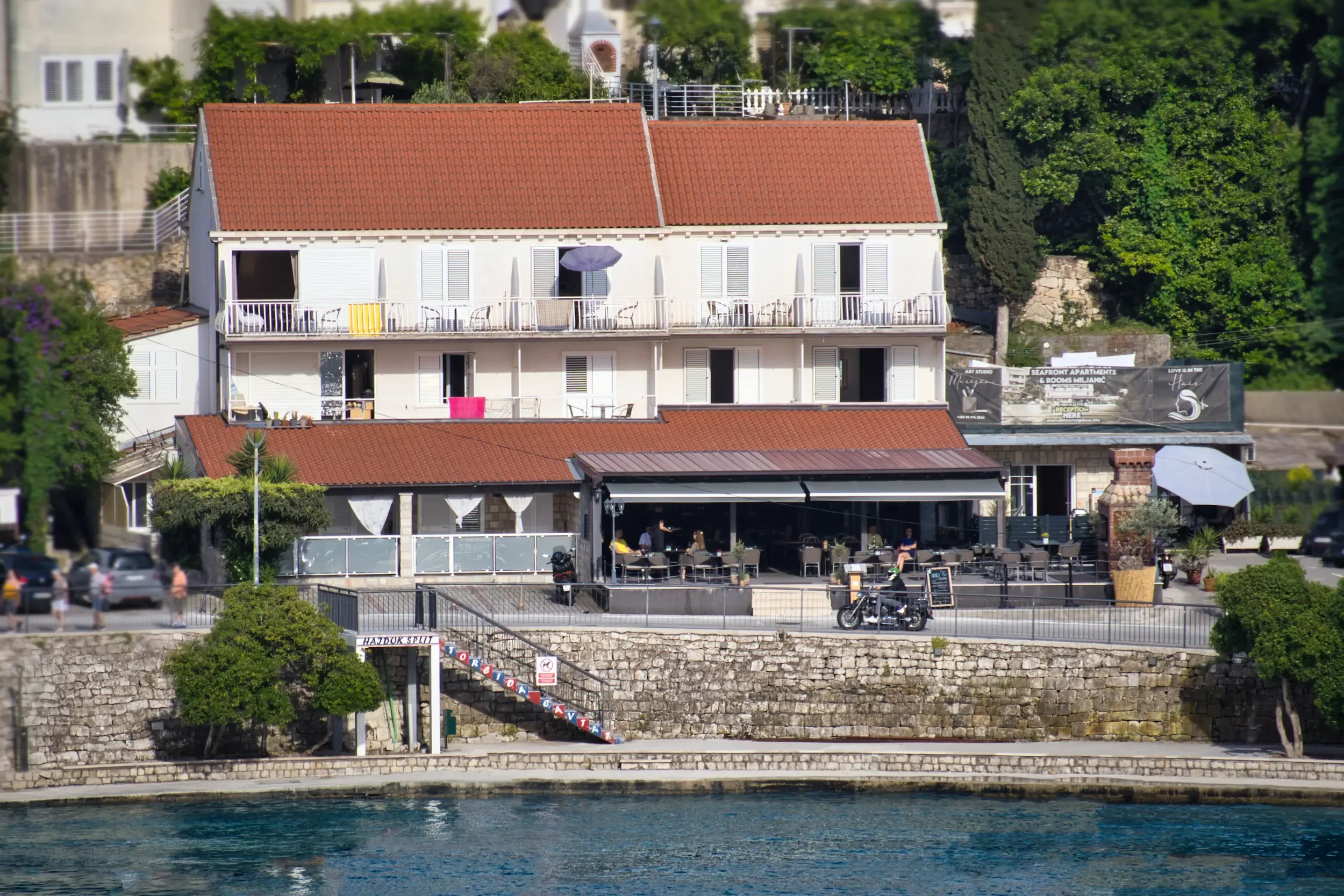 Waterfront apartments and rooms for rent in Cavtat - Local Boats Cavtat accommodation.
