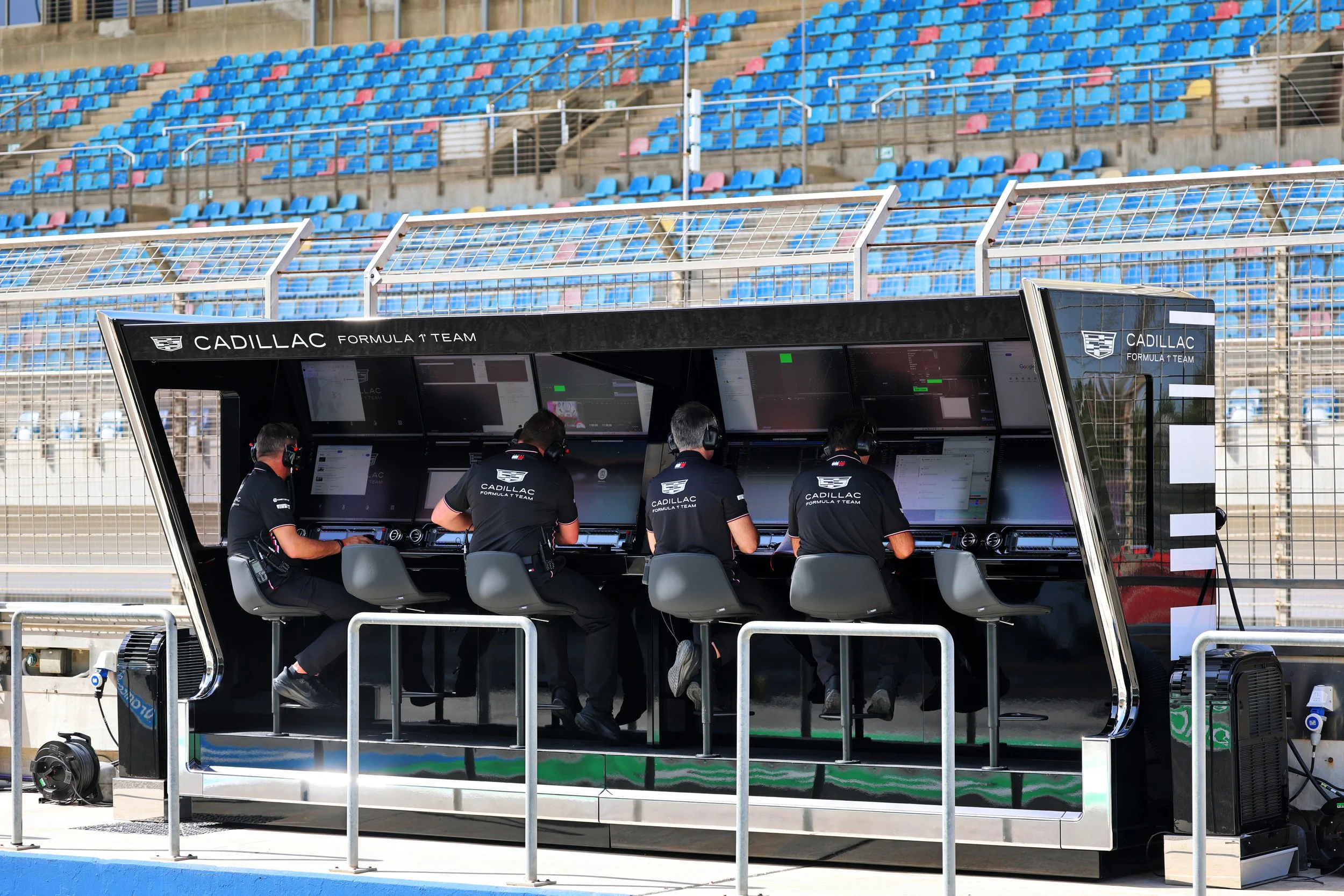 CadillacF1Team_2494_HiRes.jpg