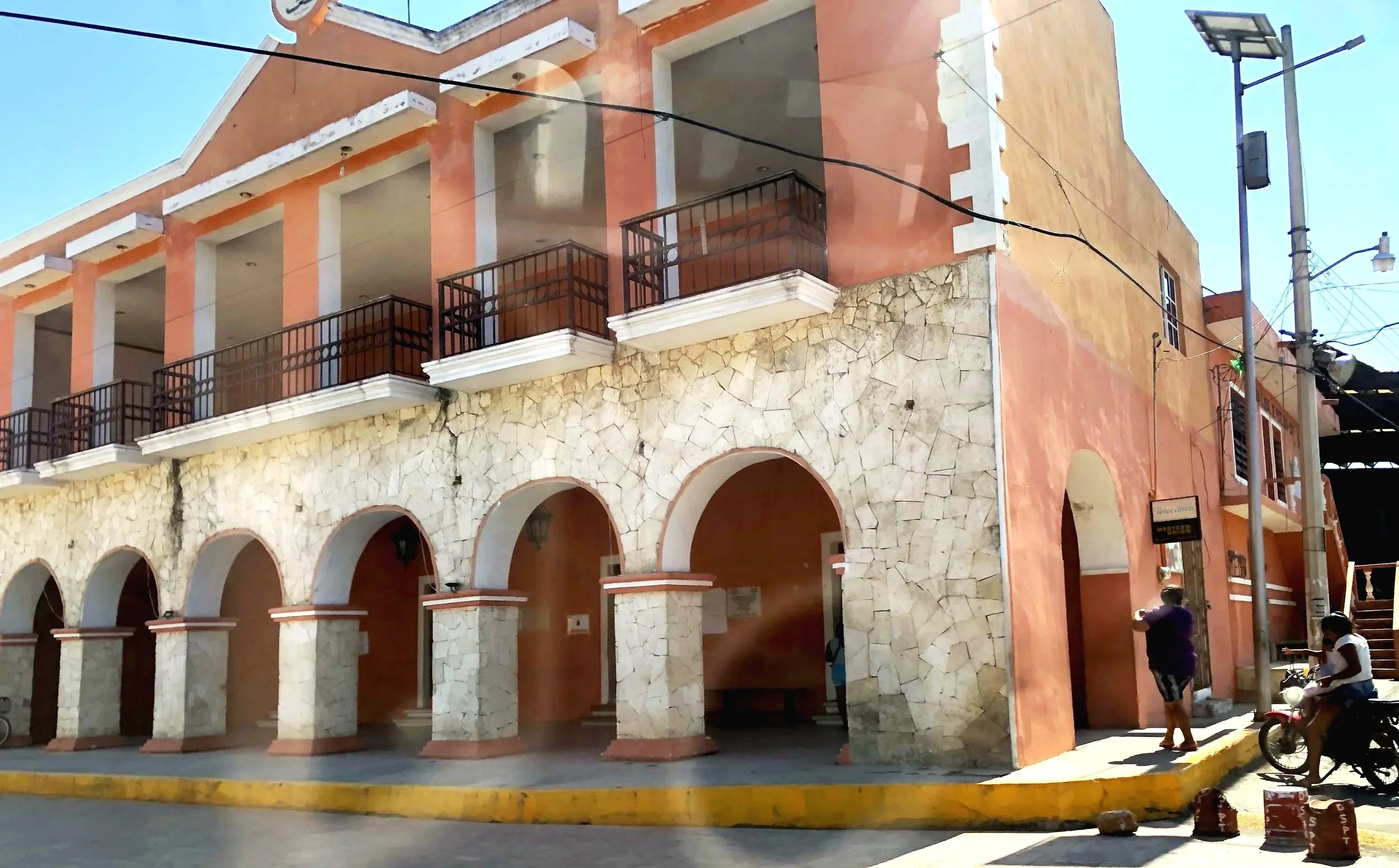 Drugs in Mexico: Ethical Variances and Legal Responsibilities with Respect to Pharmaceutical Companies