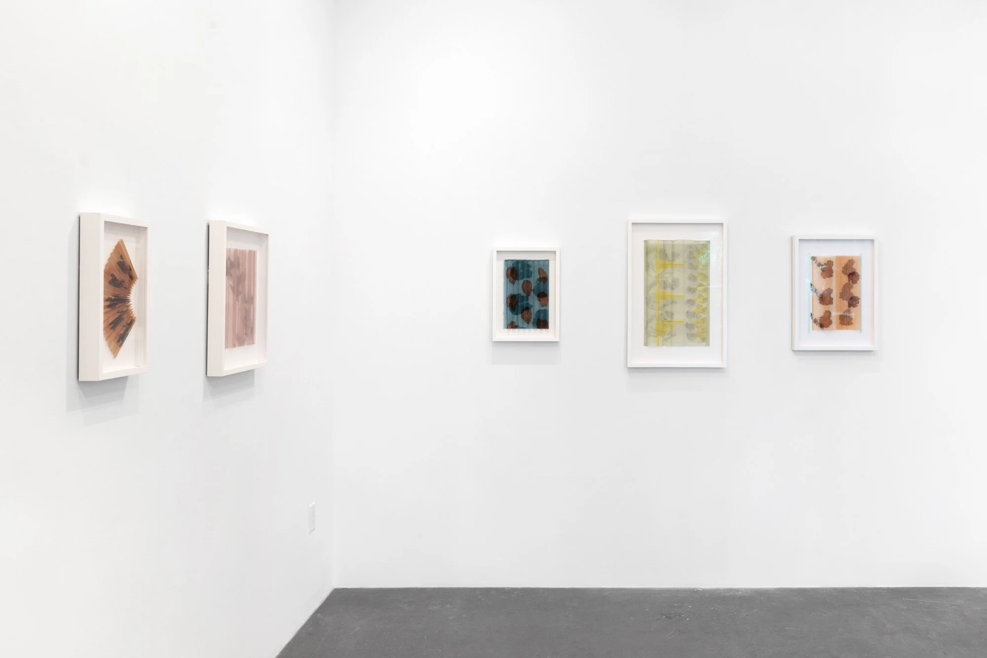 Oneoneone_Catalina_Arocena_Right_Wall_01.jpg