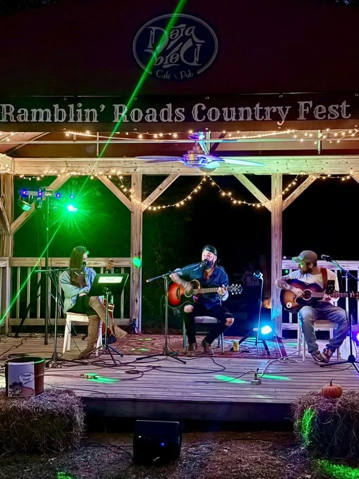 Jordan Gladu, Miss Abigail, David Keith