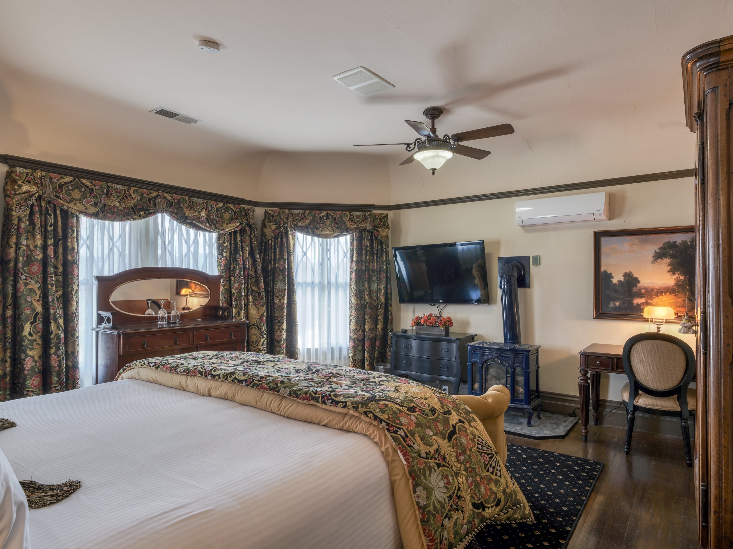 Room 202 - The Charles Napa Valley, An Old World Inn