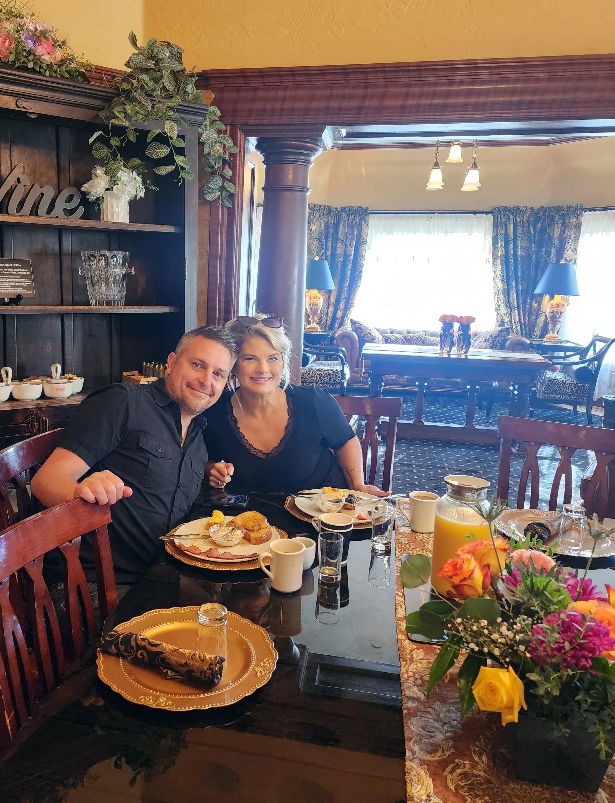 the-charles-napa-valley-breakfast-couple-posing-small.jpg