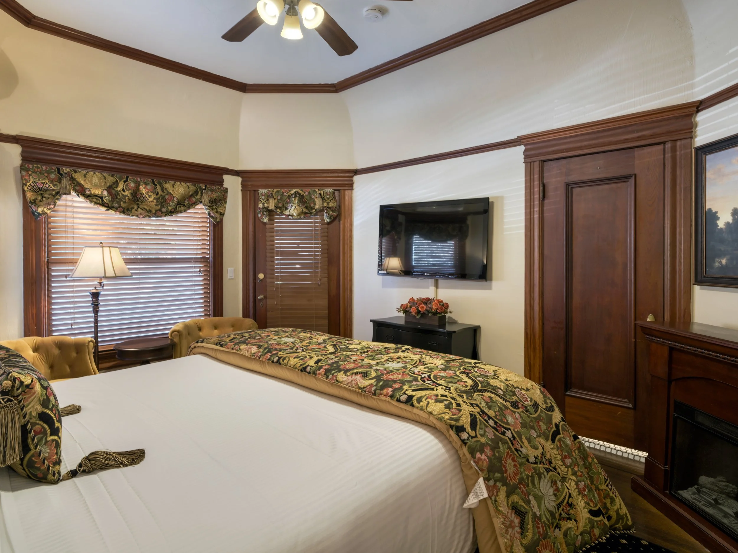 Room 101 - The Charles Napa Valley, An Old World Inn Room