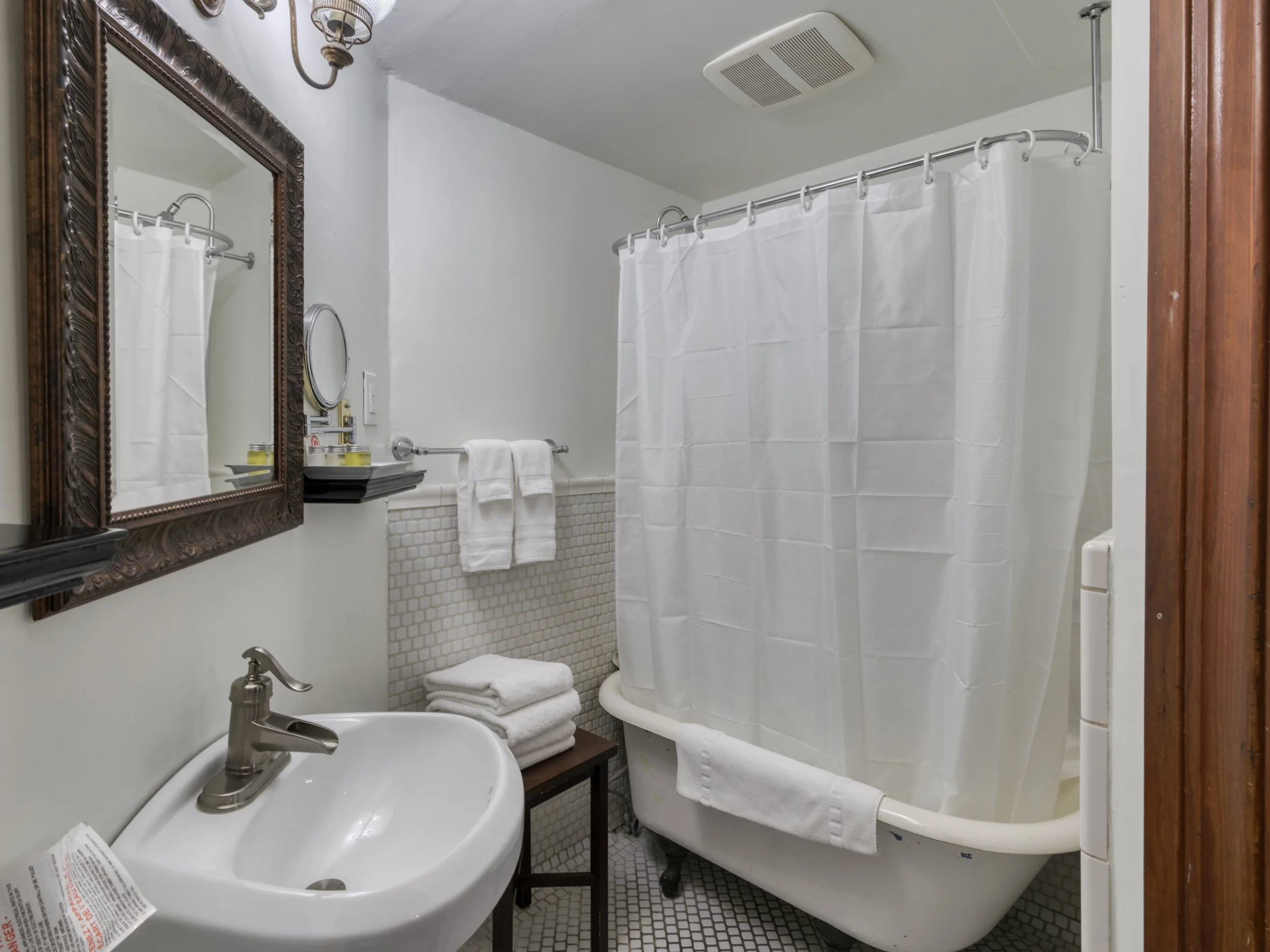 Room 101 - The Charles Napa Valley, An Old World Inn Room