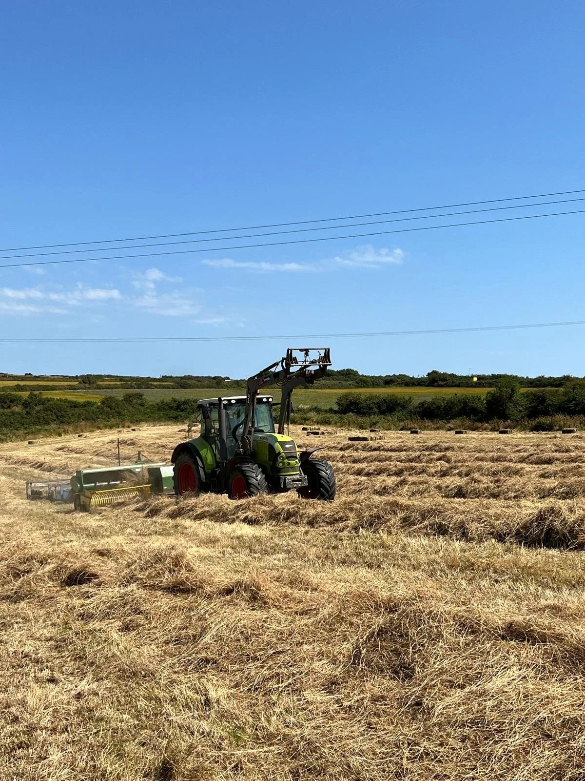 Why #soilandsalt ? 

Growing up with the farm meant rolling in the mud, chasing the cows, being knocked into the mud with the pigs and lots of harvest and hay days &hellip; something a certain tv programme has shown so well as to why it was always ex