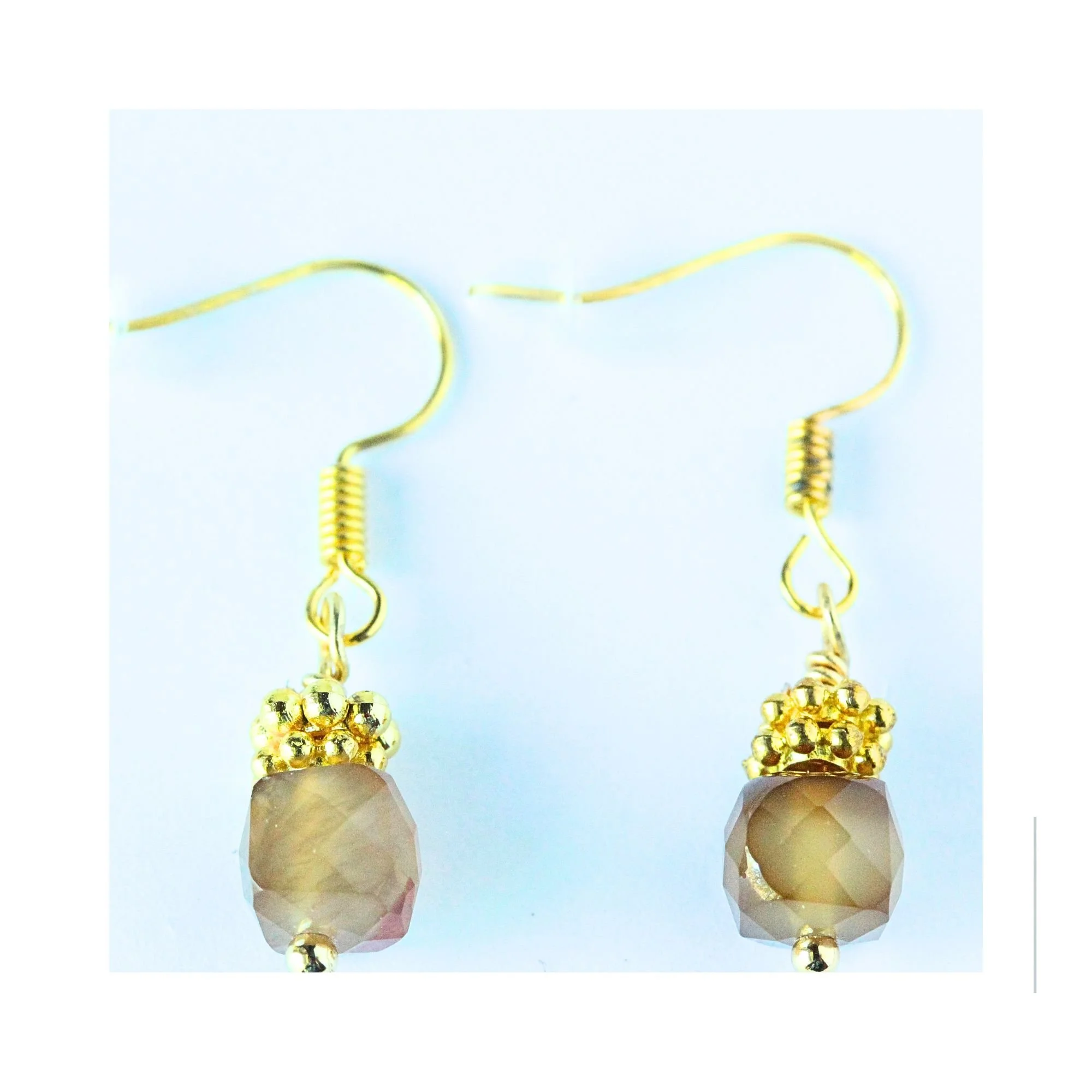 Champagne Glow Drop Earrings