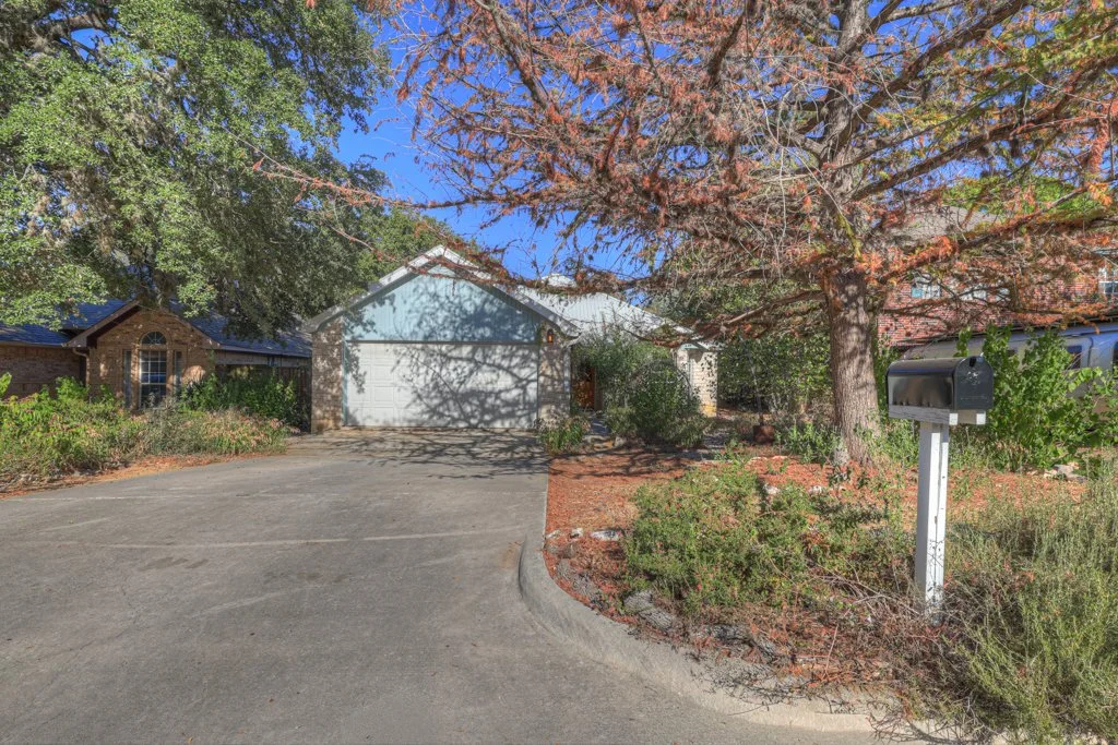 1724_Ramona_Cir_MLS-1.jpg