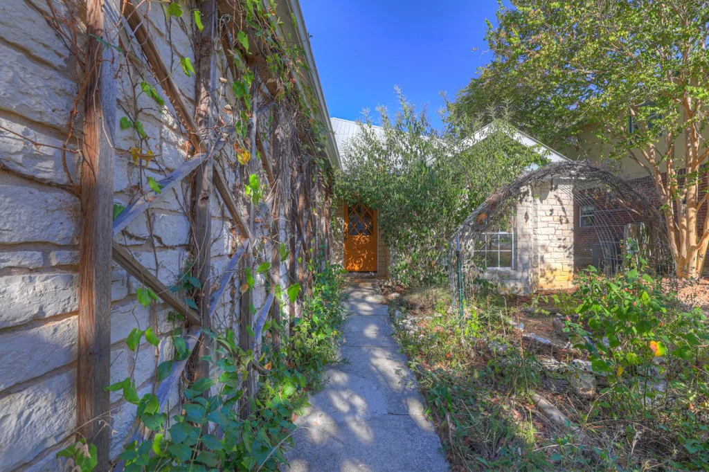 1724_Ramona_Cir_MLS-6.jpg