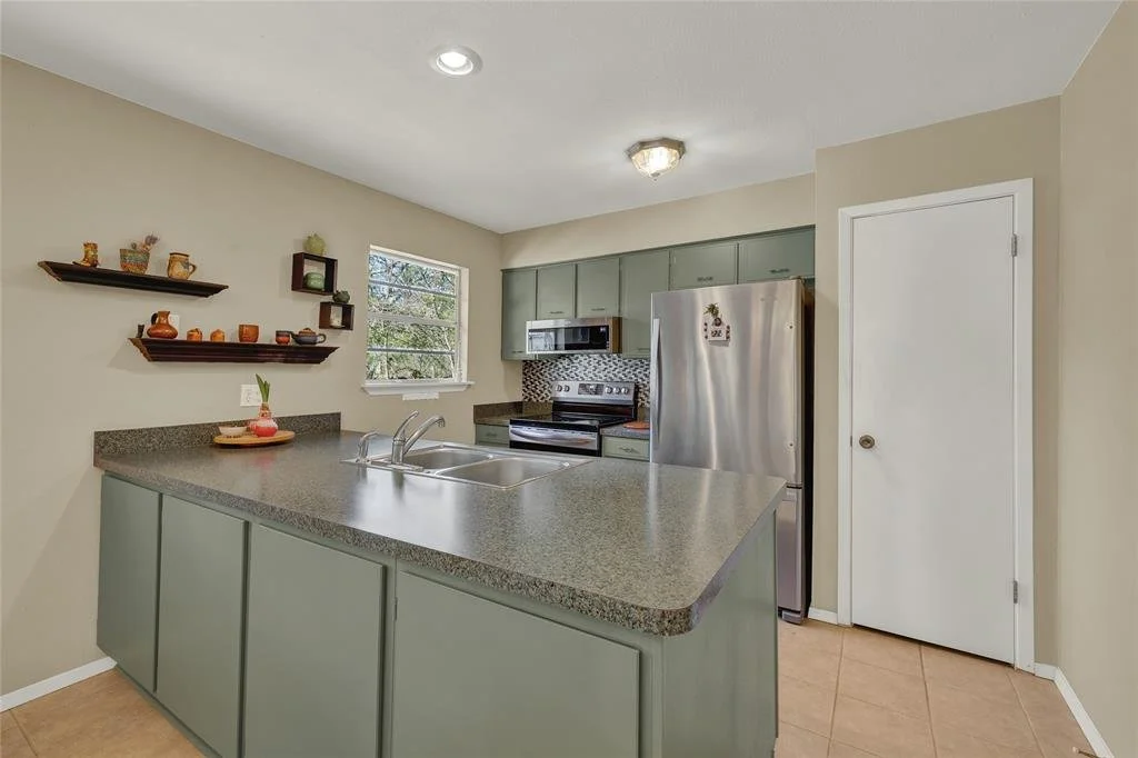 137 Chaparral Street Kitchen.jpg