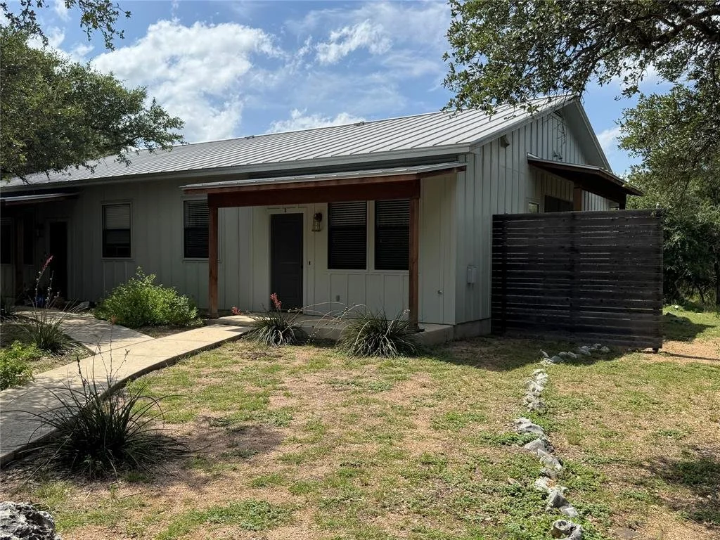 290 Hugo Rd Unit B
