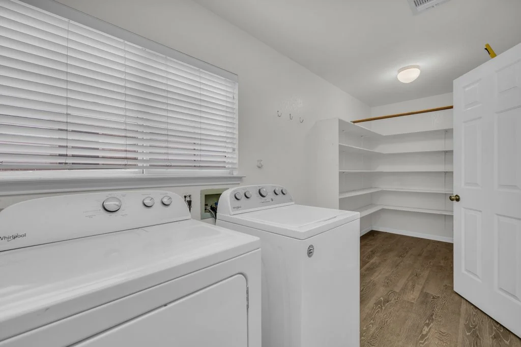 114_Cypress_Ct_MLS-22.jpg