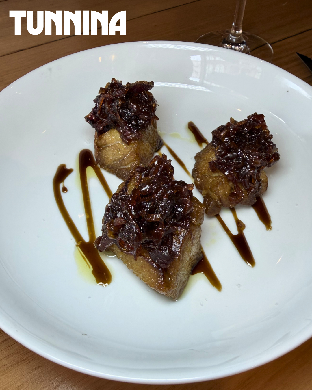 Otoro tuna belly served with red onions