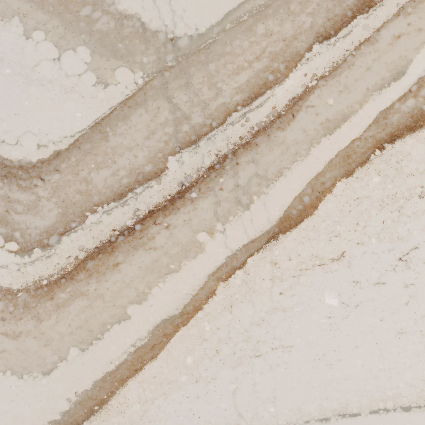 Brittanicca Gold Warm™ Quartz