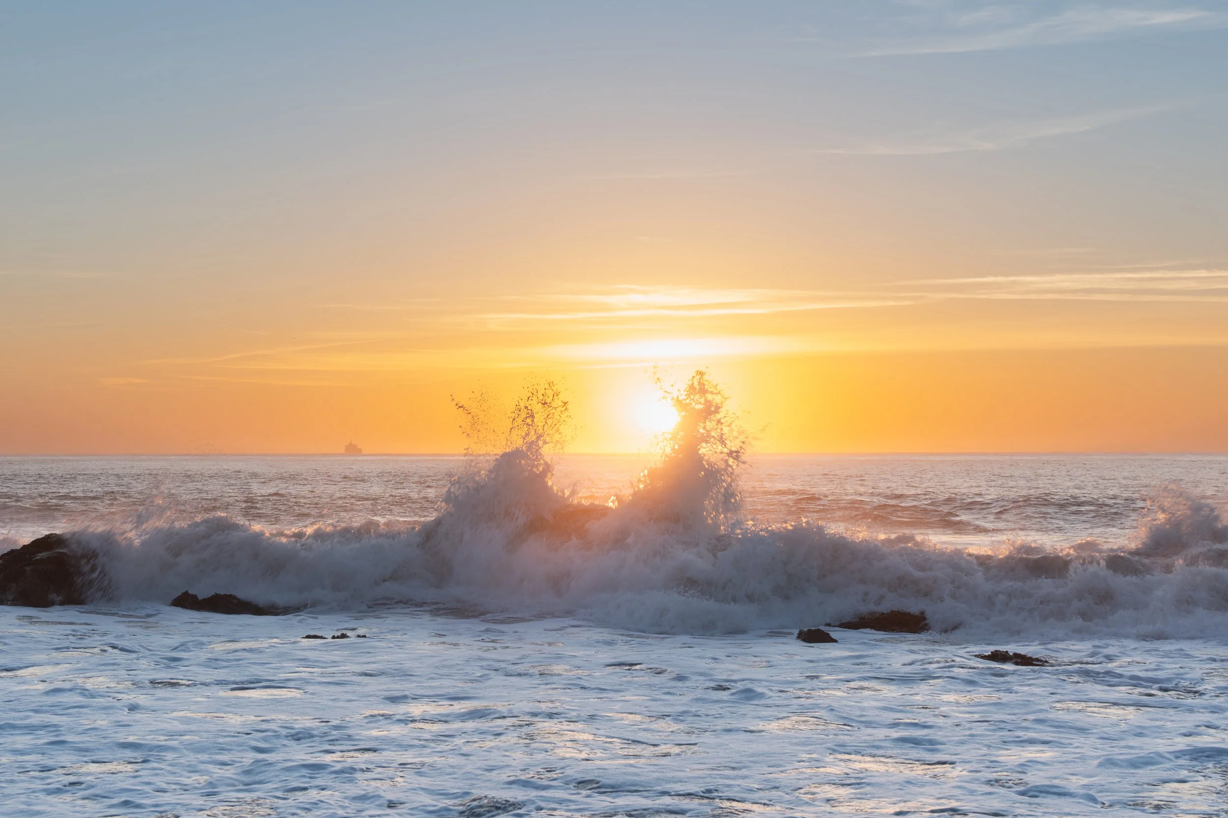 Rock Splash (HC).jpg