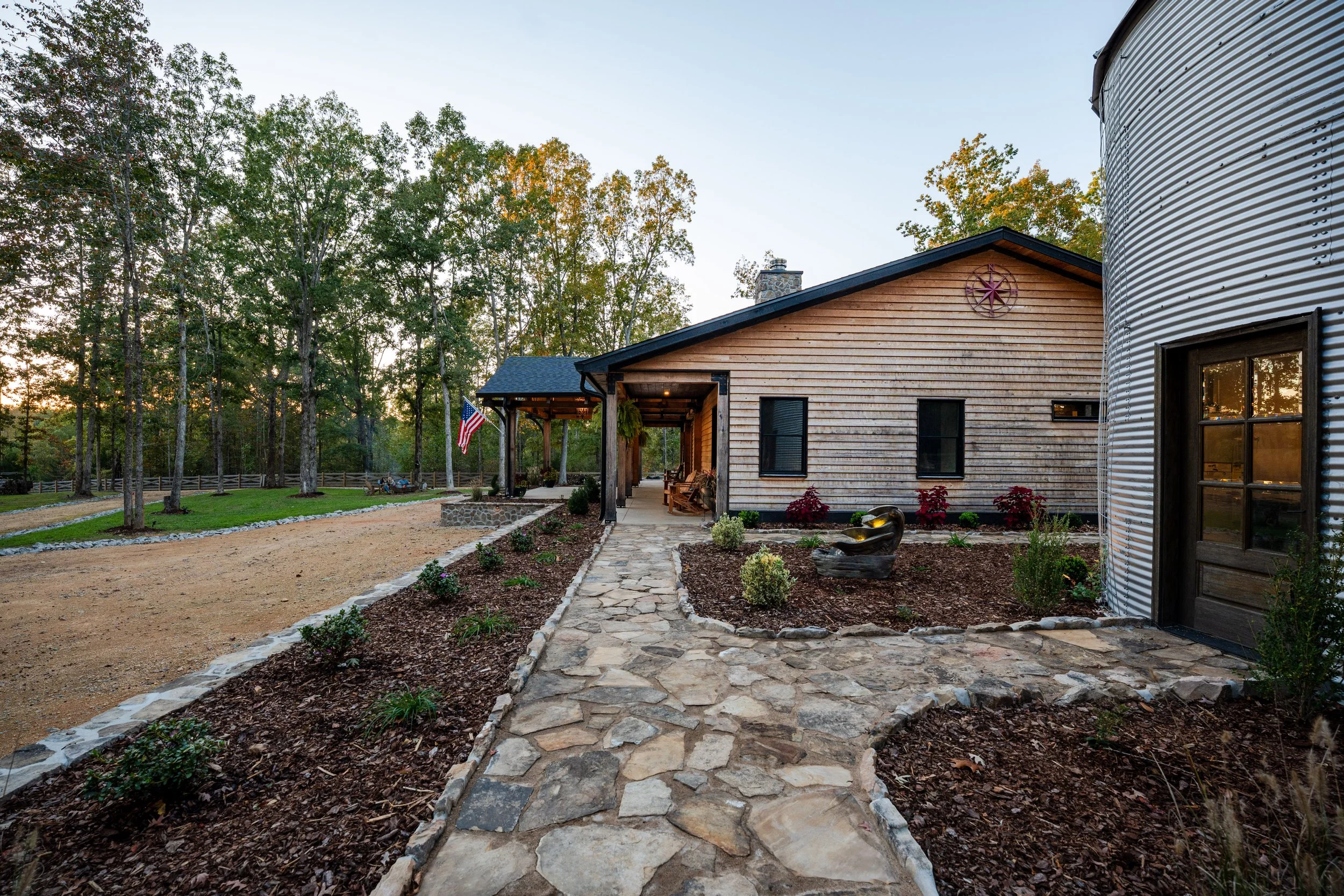 2a Britten House Day Exterior and Landscaping-24 (13).jpg