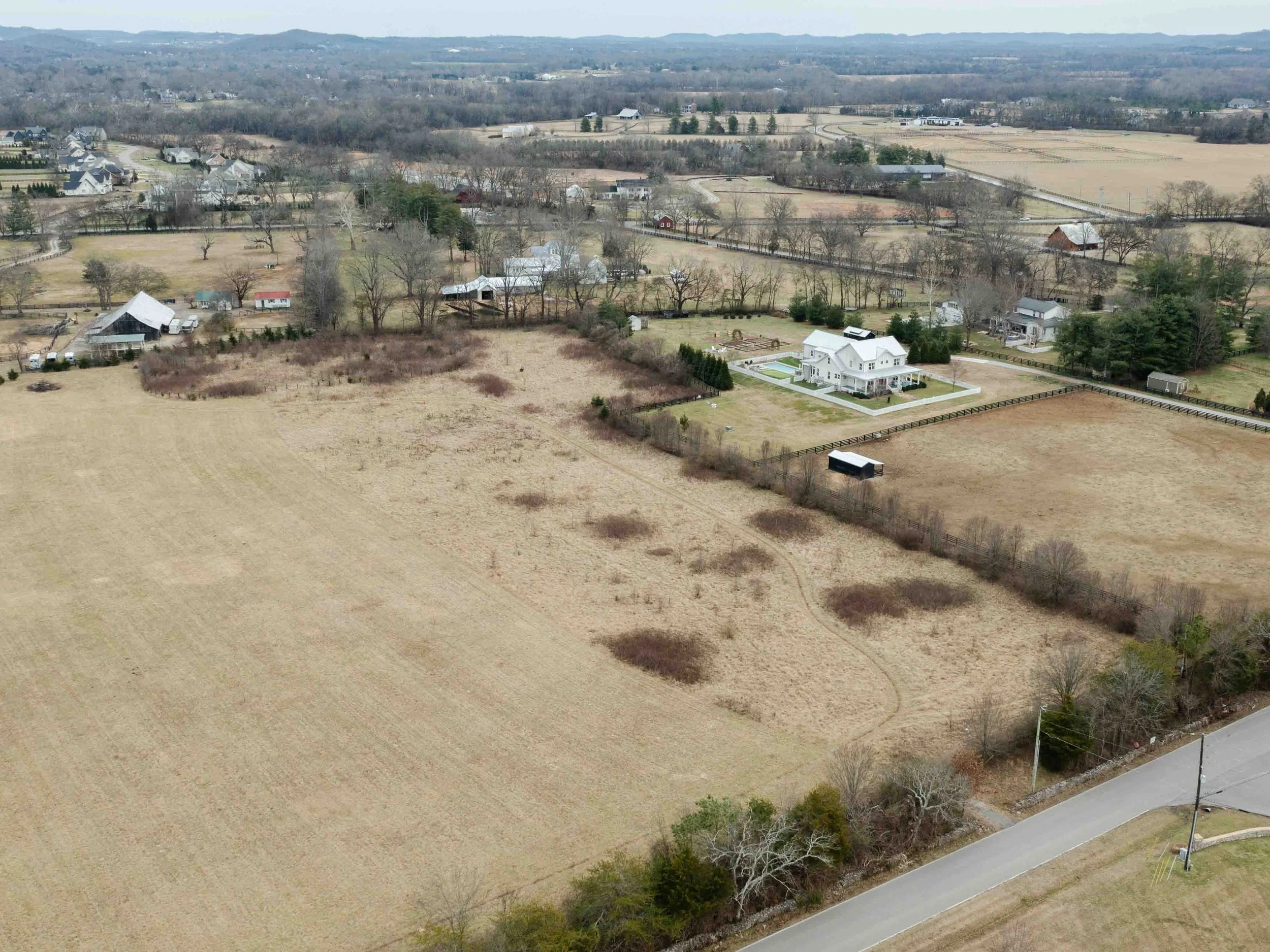 1814 Old Natchez Trace-1.jpg