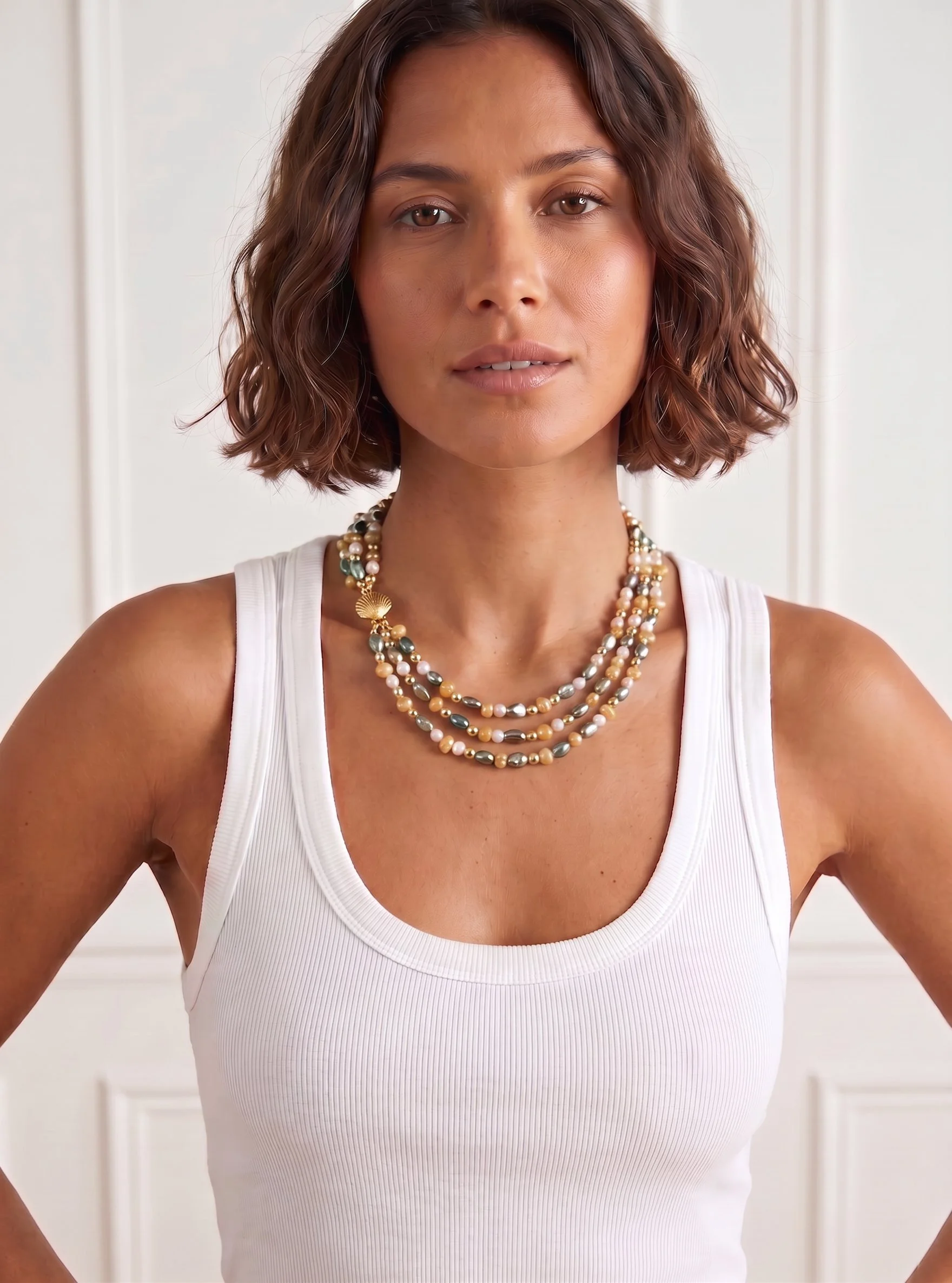ClutchingMyPearls.jpg