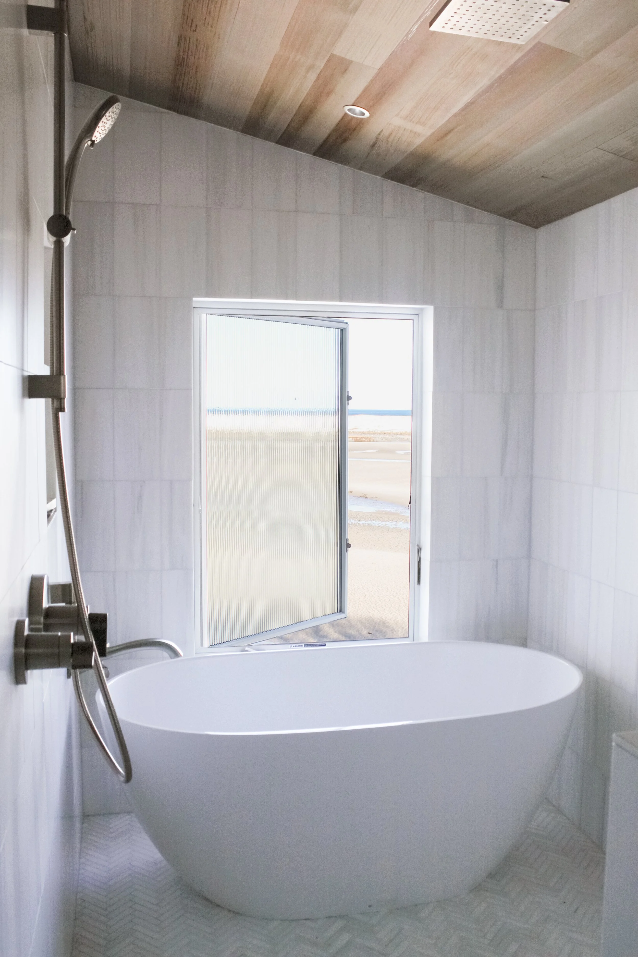 DH Bathtub.jpg