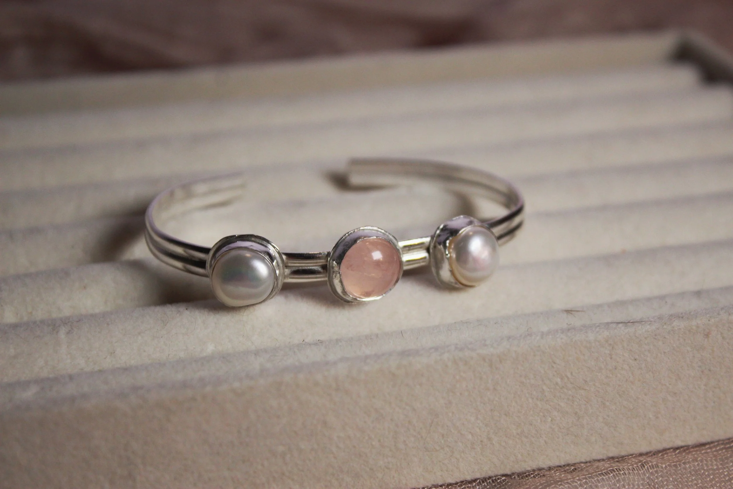 Rose Quartz & Fresh Water Pearl Cuff