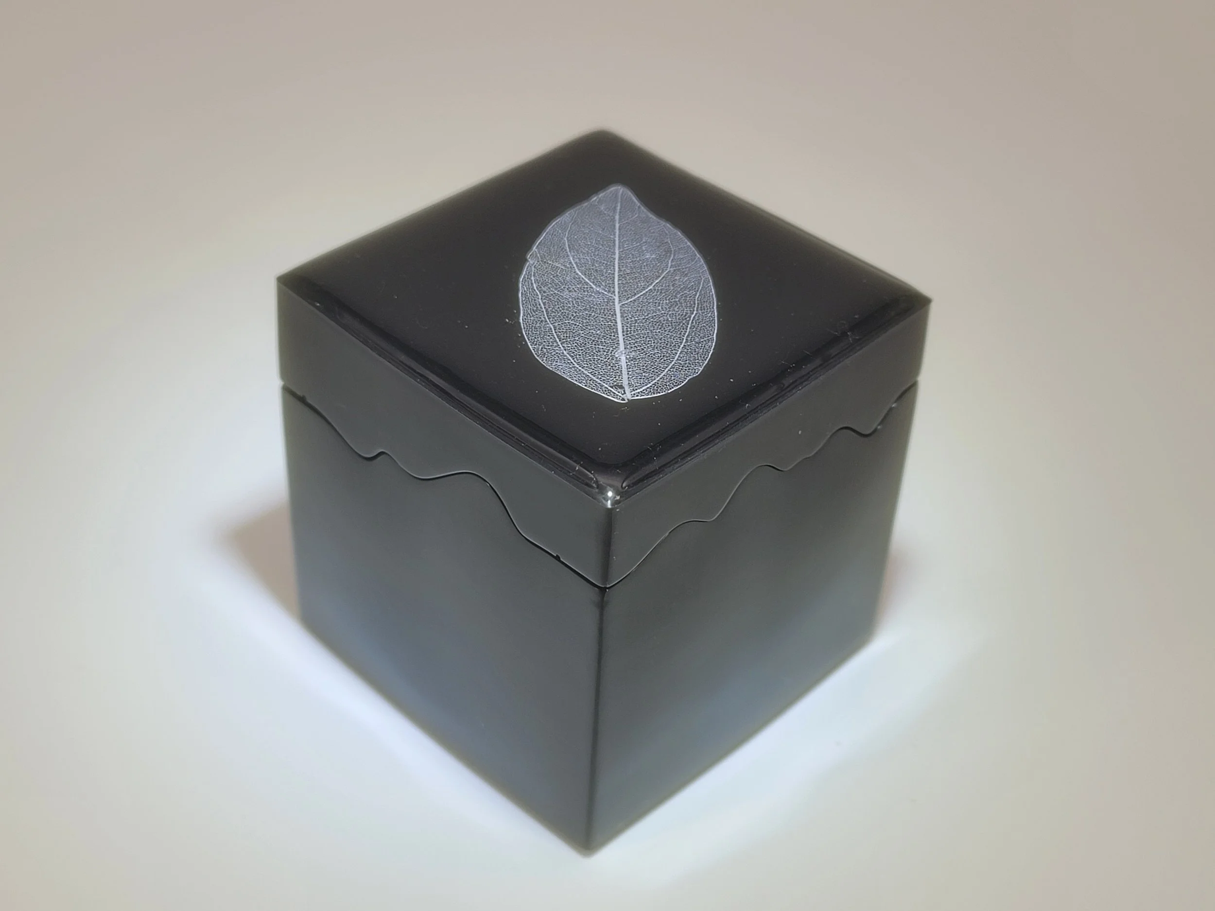 White Leaf Epoxy Resin Cube Jar