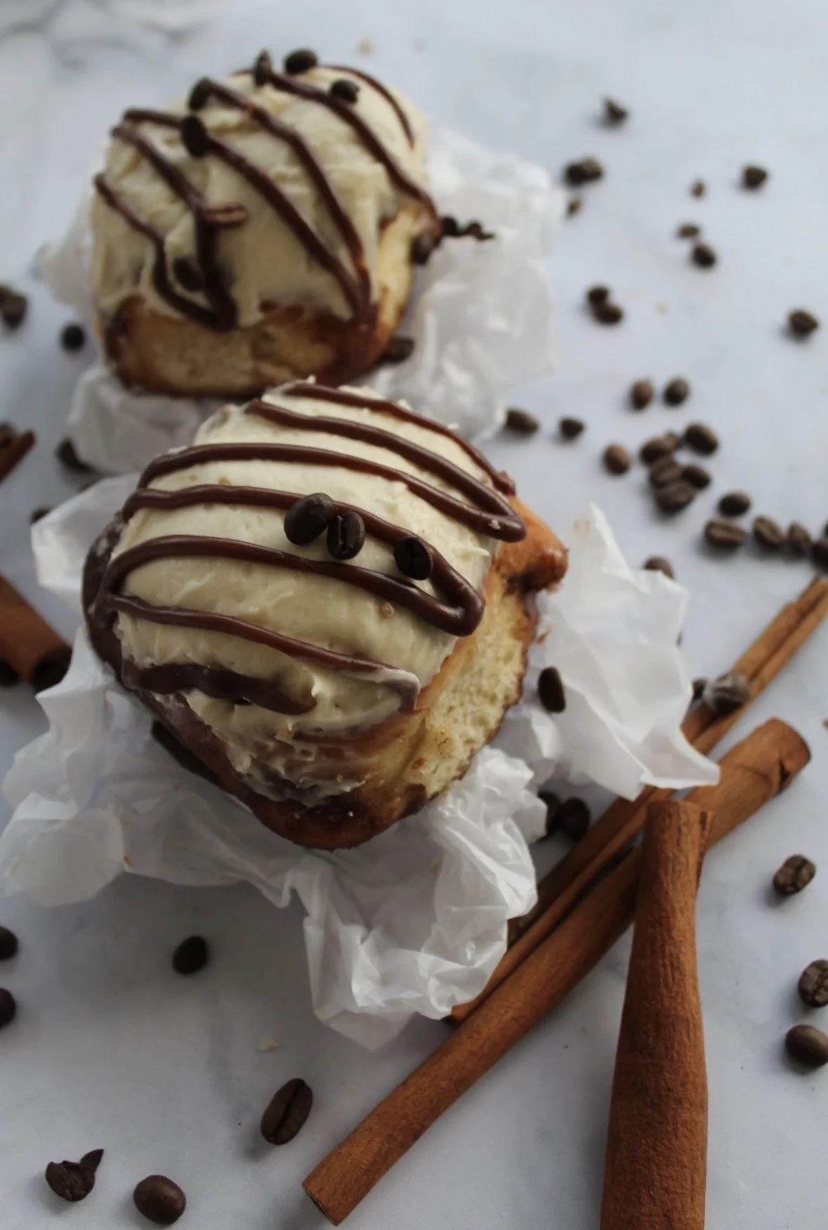 Cannoli cinnamon roll .PNG