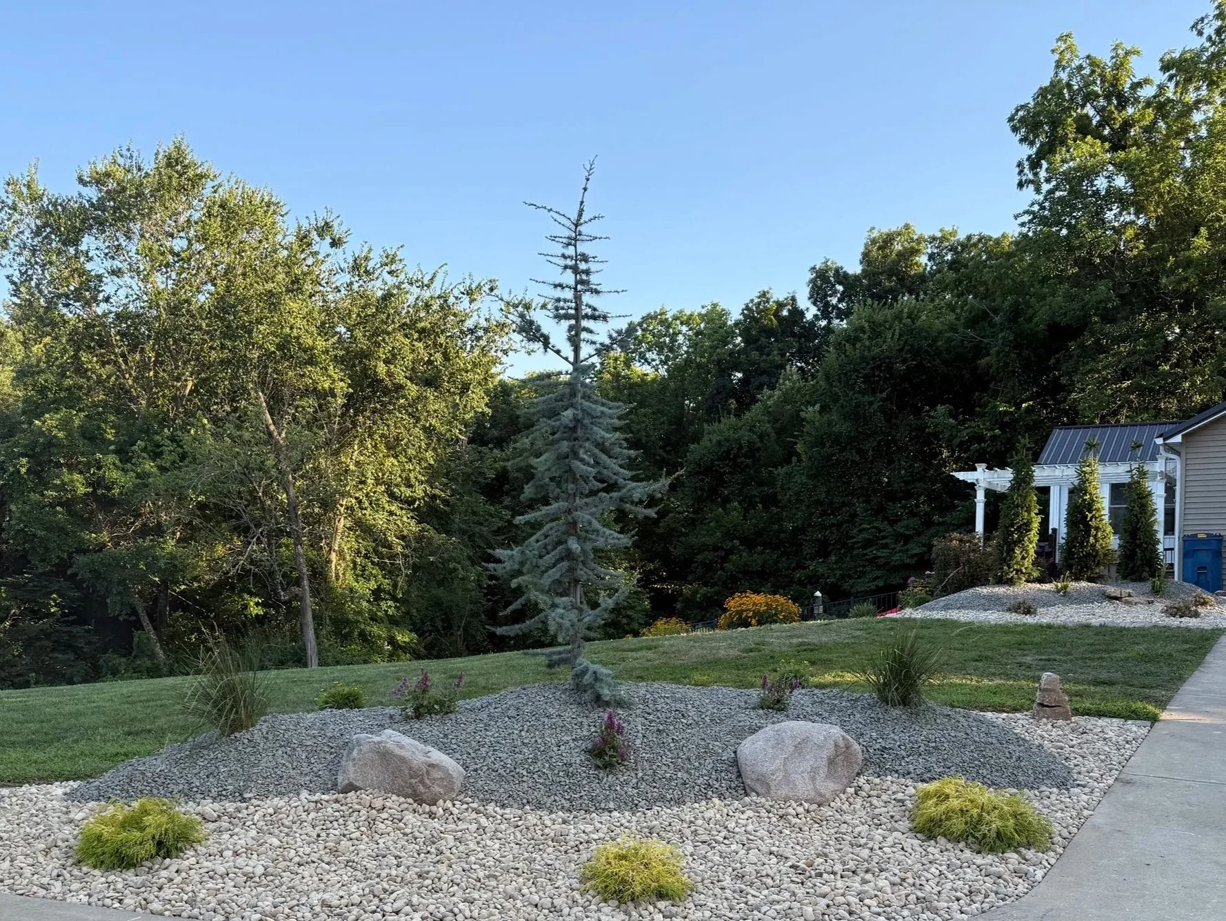 Landscaping Bethalto, IL & surrounding areas