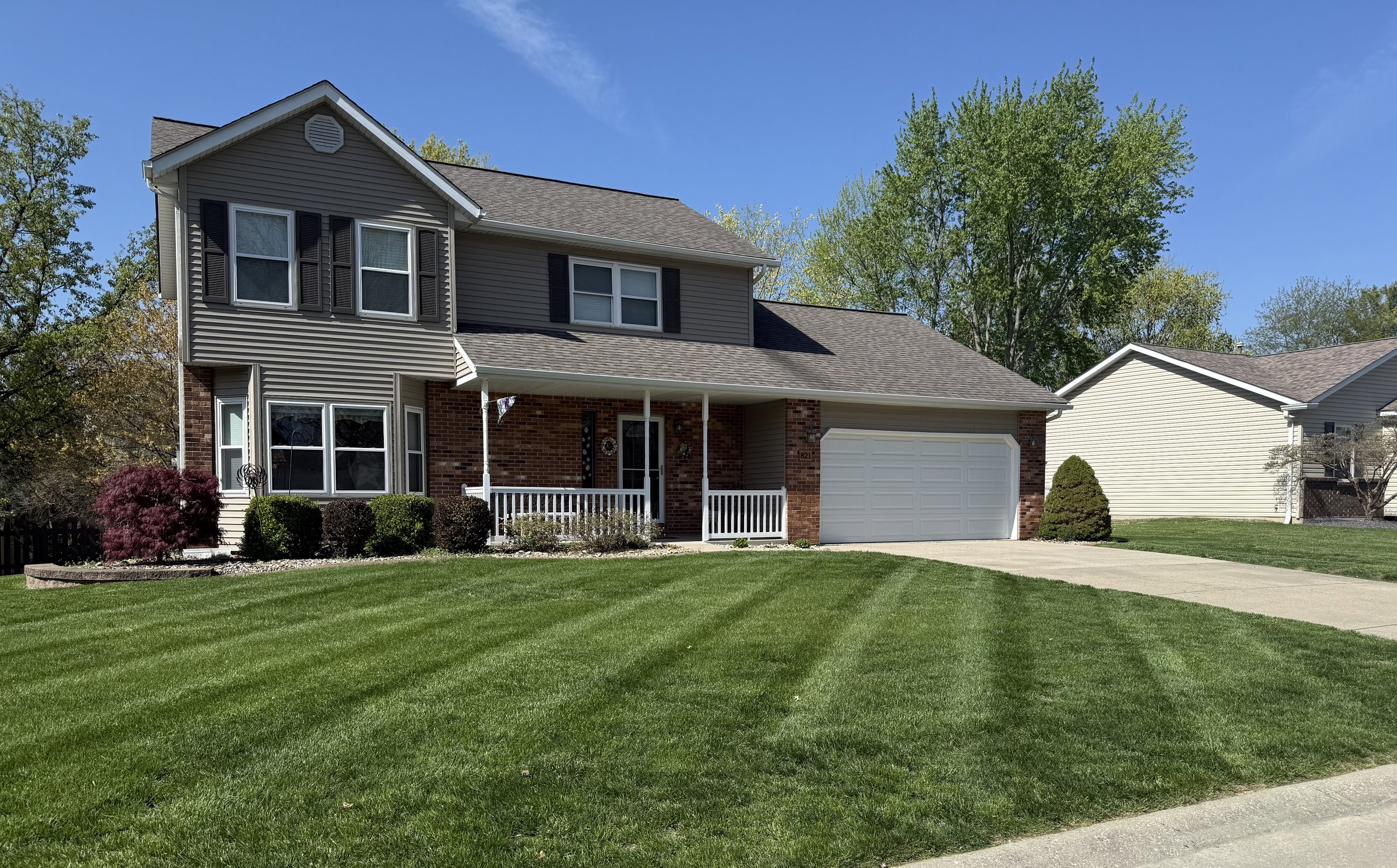 Lawn Mowing Godfrey, IL & surrounding areas
