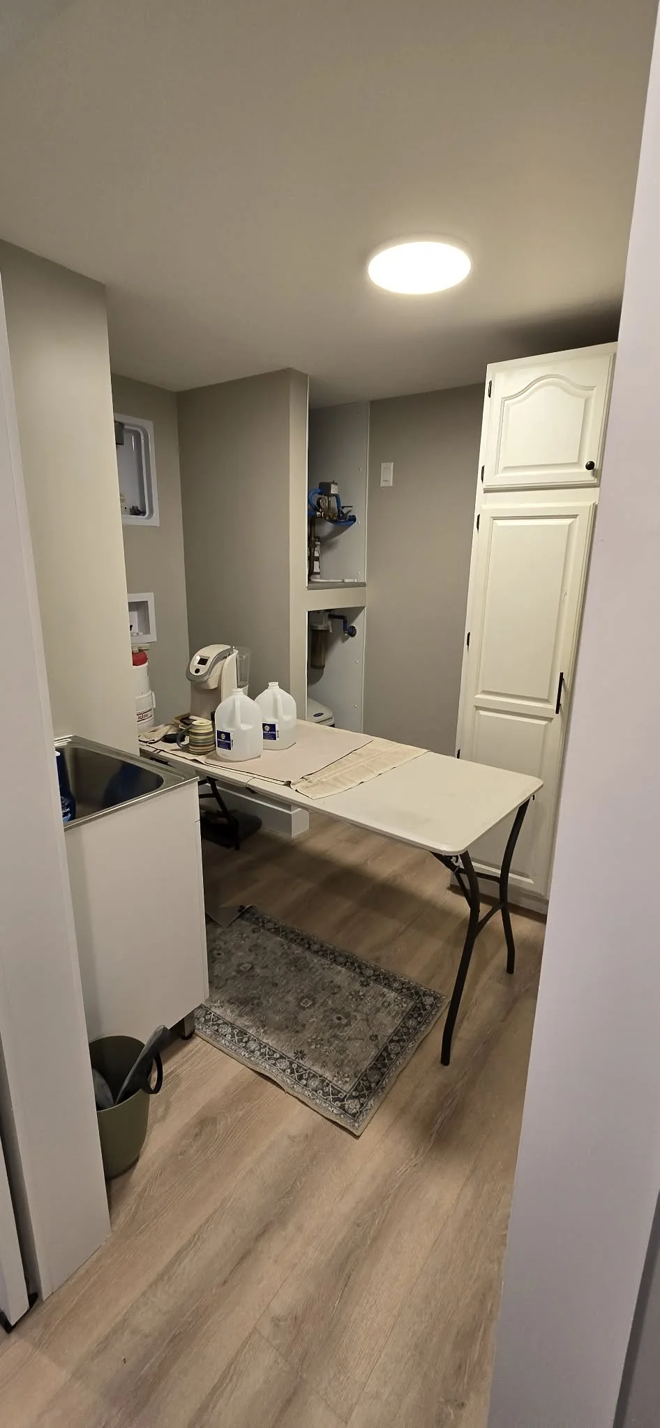 AFTER - NEW LAUNDRY ROOM