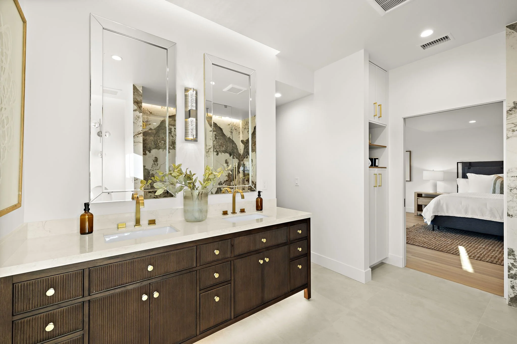 35-web-or-mls-33142 Sea Lion 35.jpg