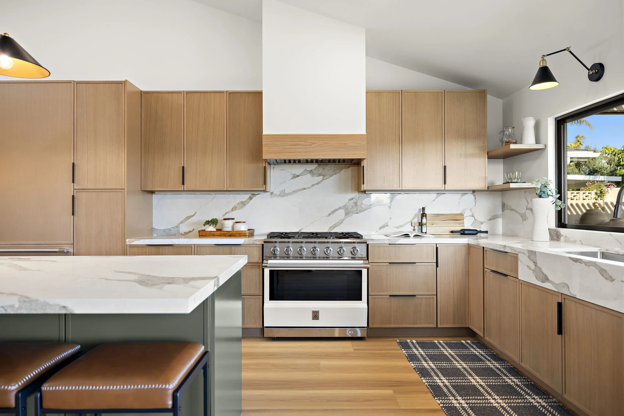 53-web-or-mls-33142 Sea Lion 25 EDIT.jpg