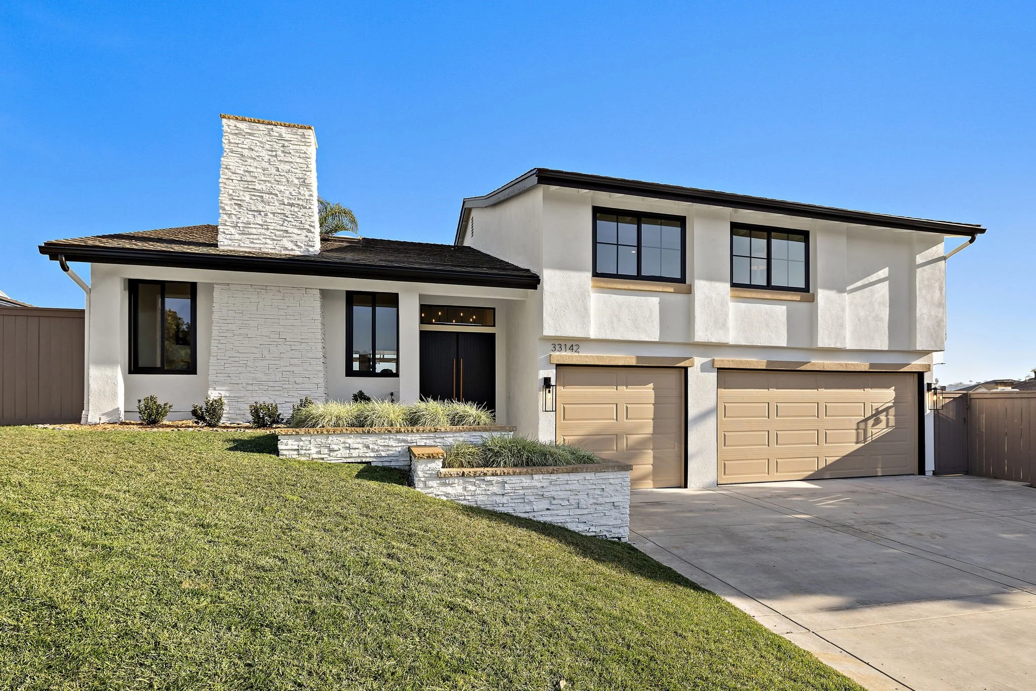 7-web-or-mls-33142 Sea Lion 7.jpg