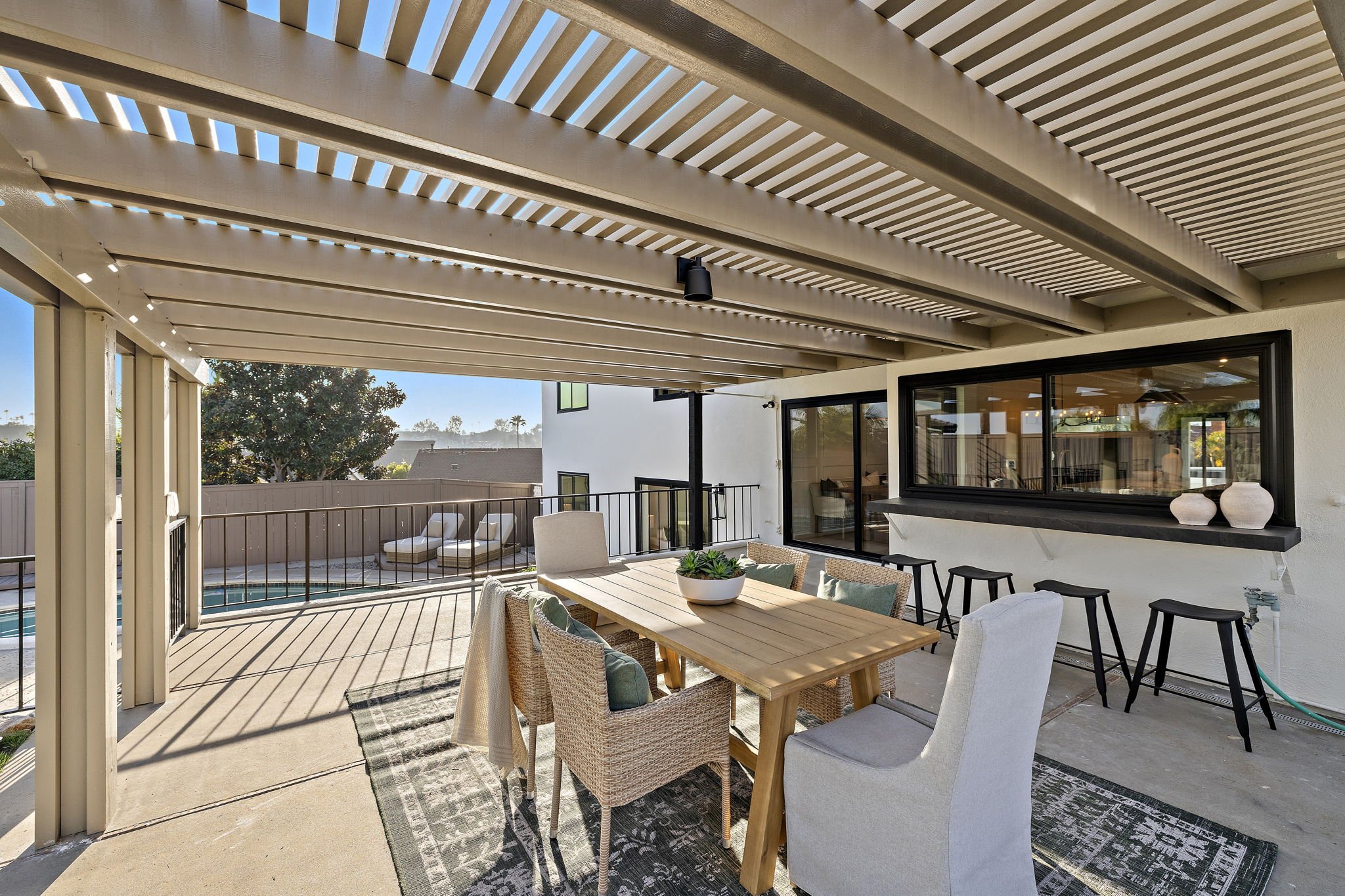 45-web-or-mls-33142 Sea Lion 45.jpg