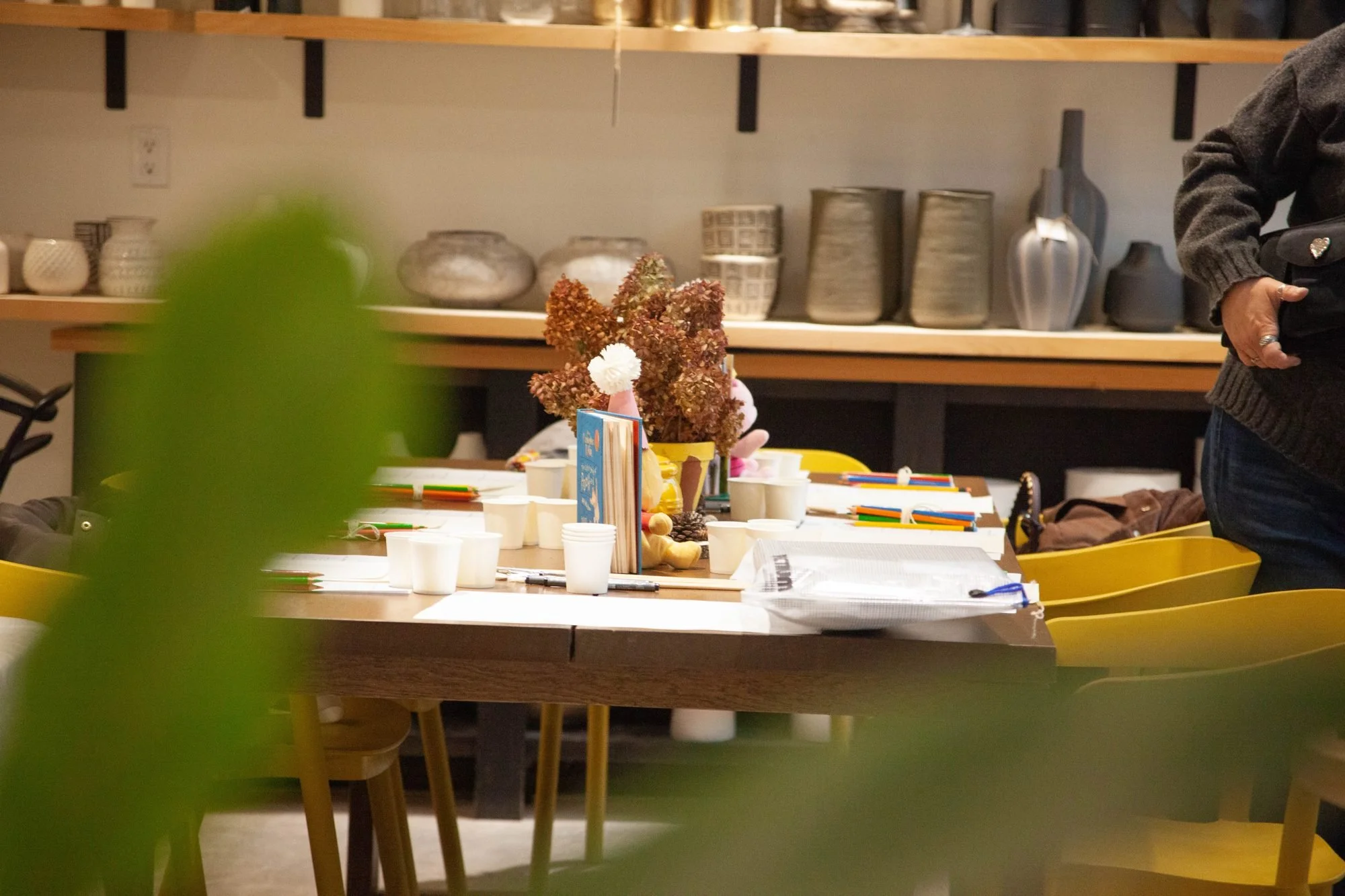 01-botanical-workshop-table-setting-ottawa.jpg