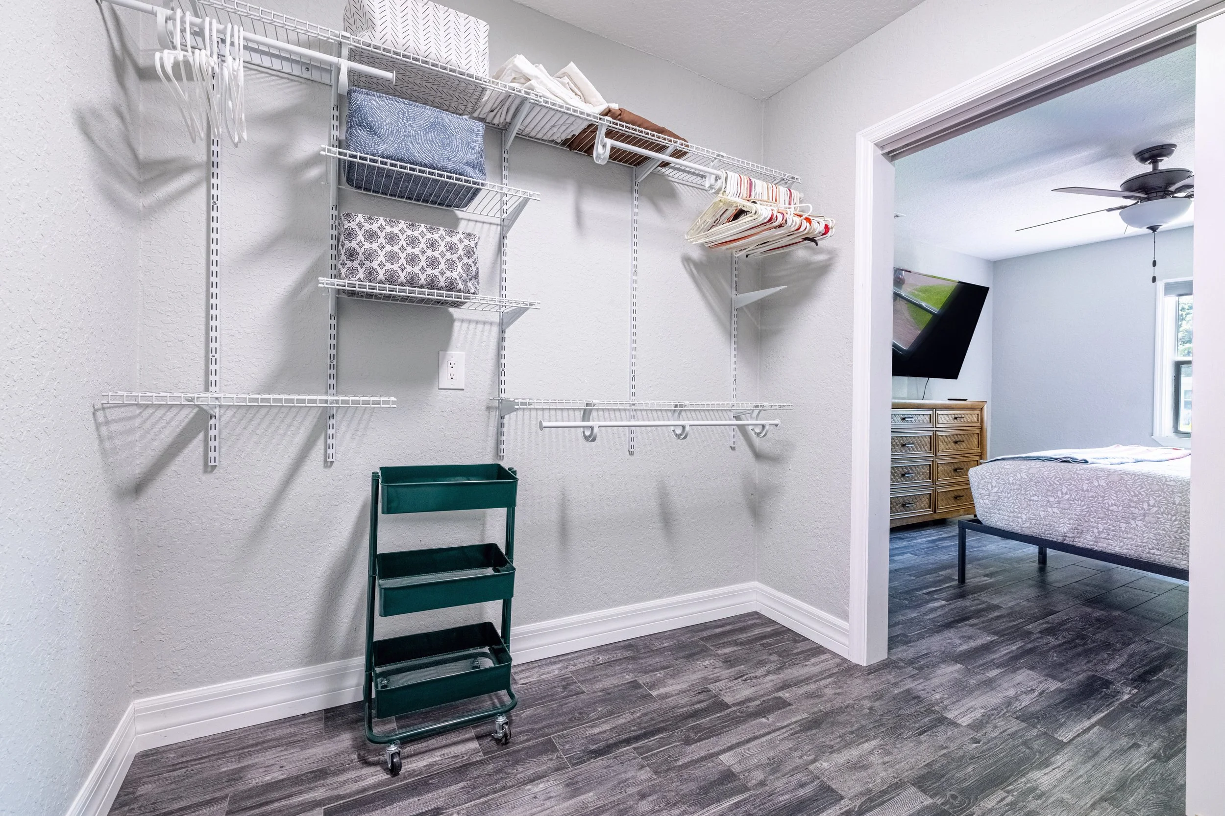 1830_45th_Ave_interiors_Mcloset3.jpeg